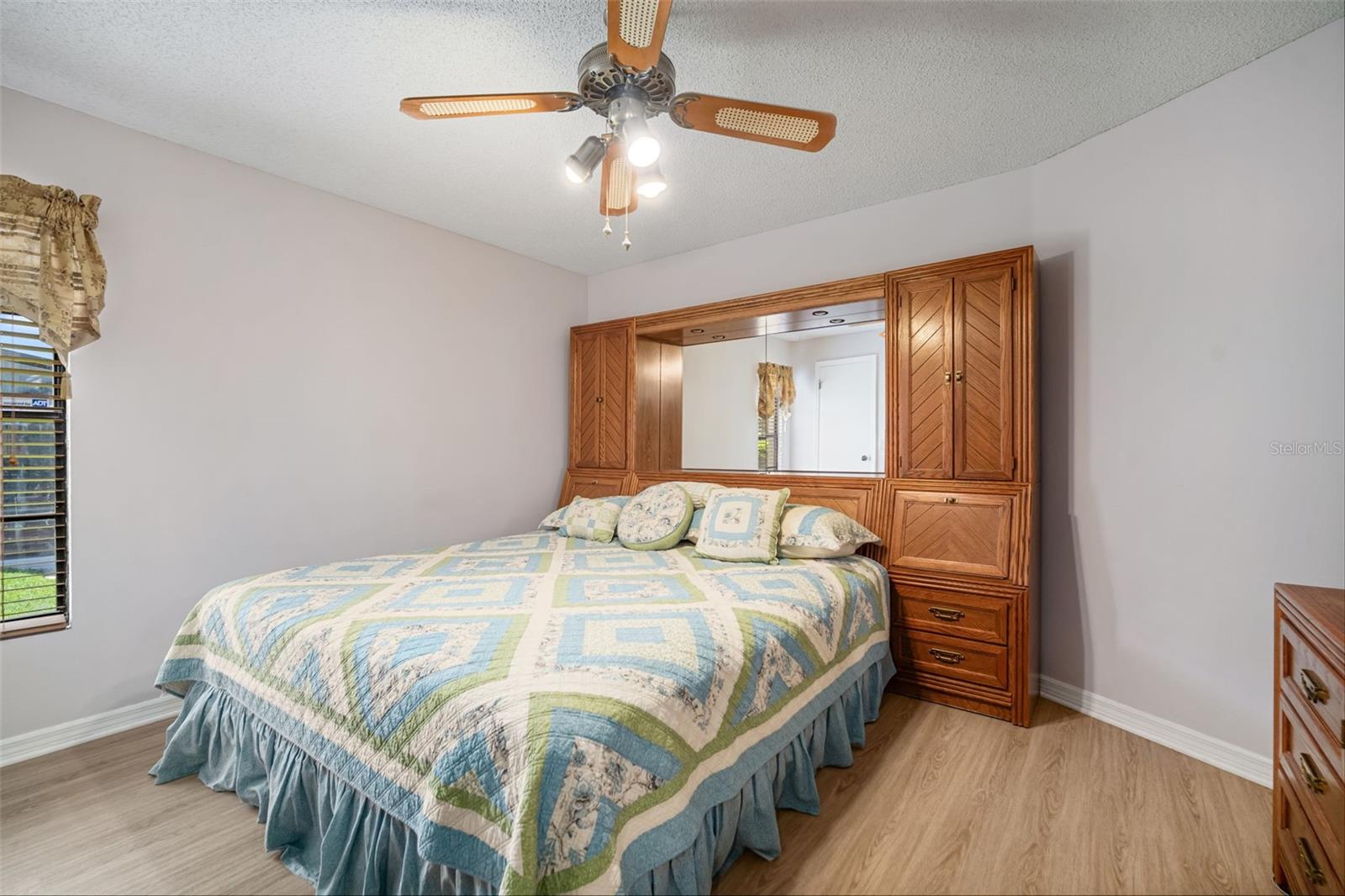 Image 52 of 94 For 6124 Galleon Way