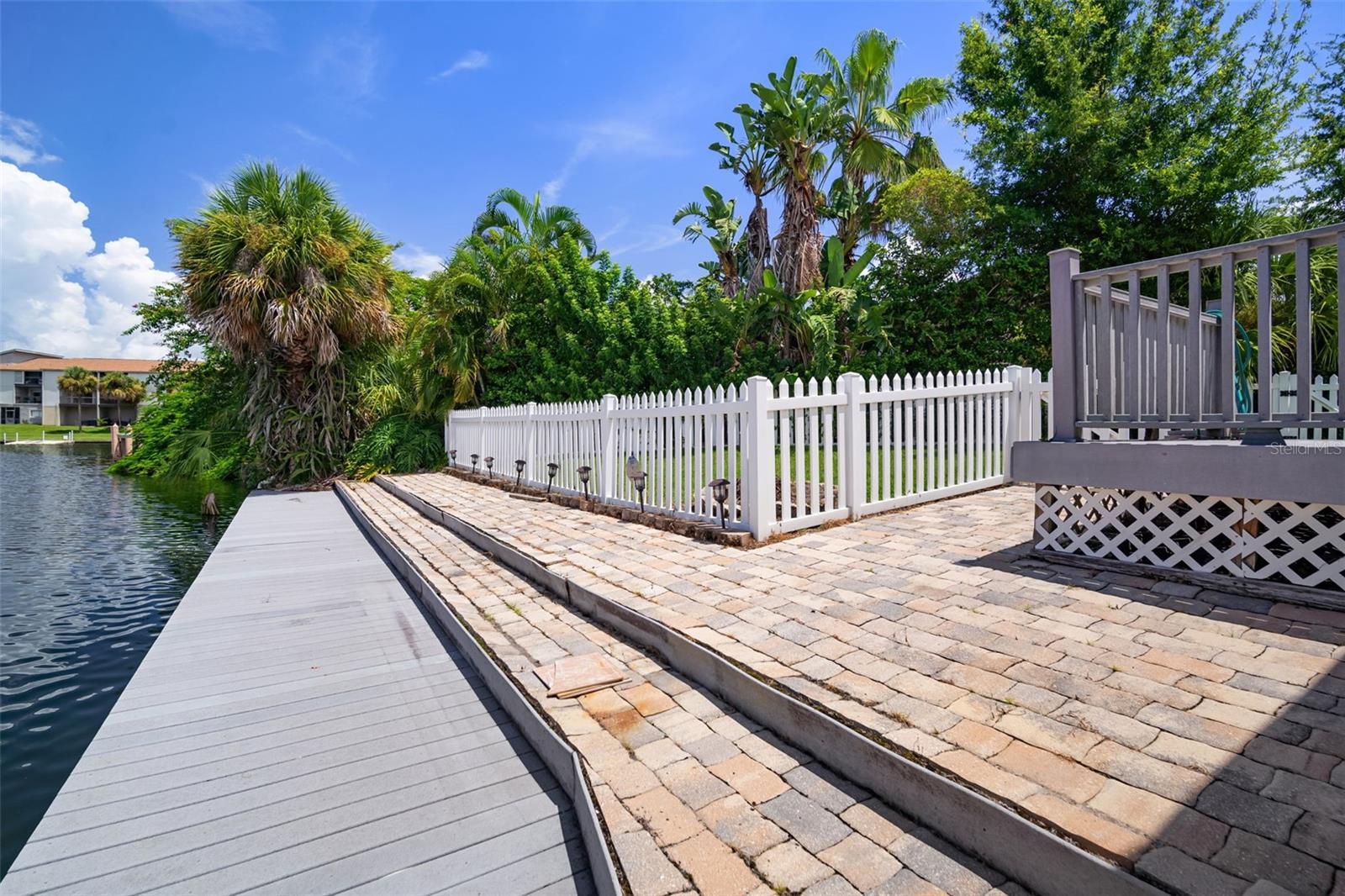 Image 8 of 94 For 6124 Galleon Way