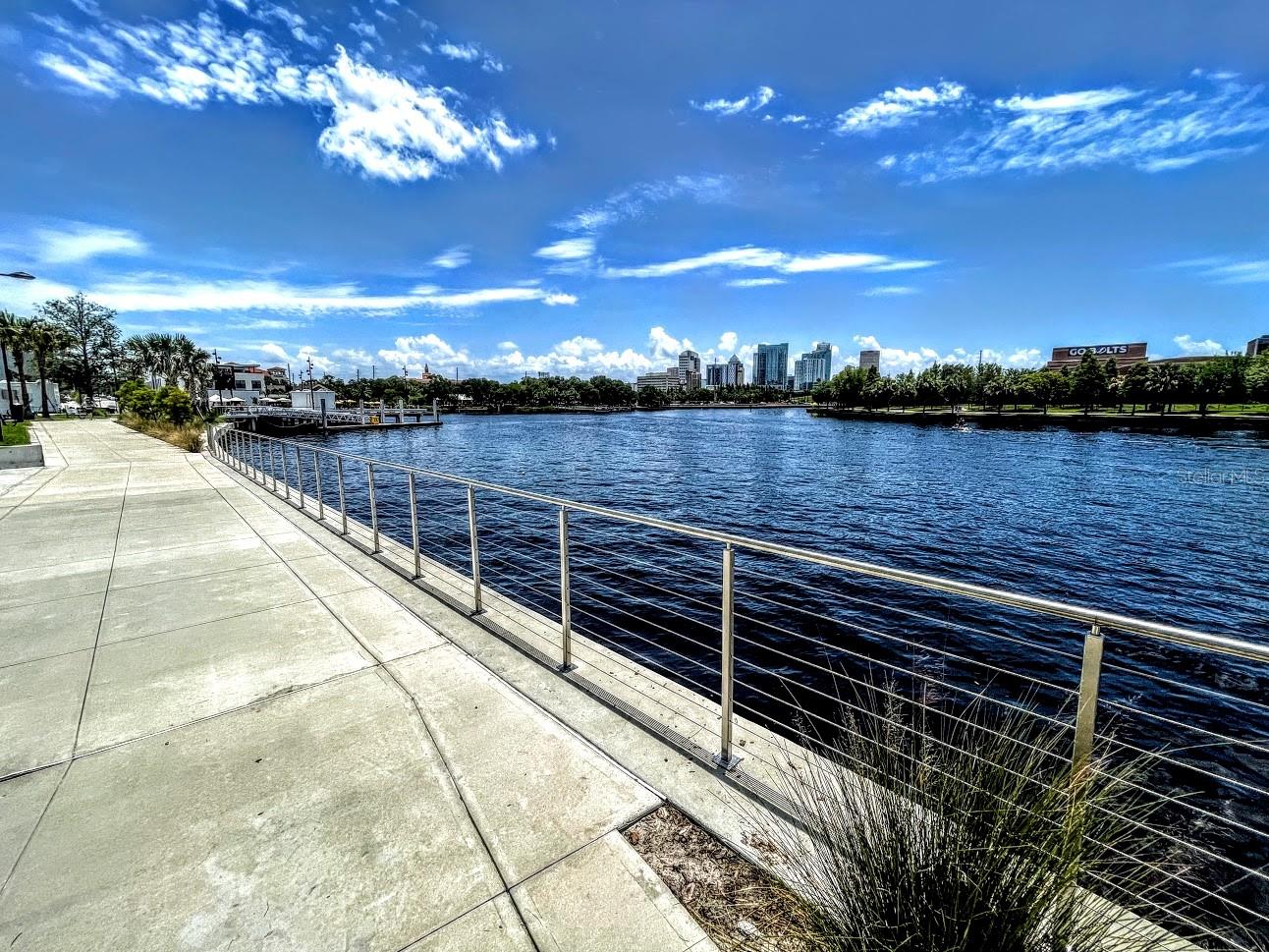 Image 86 of 94 For 6124 Galleon Way