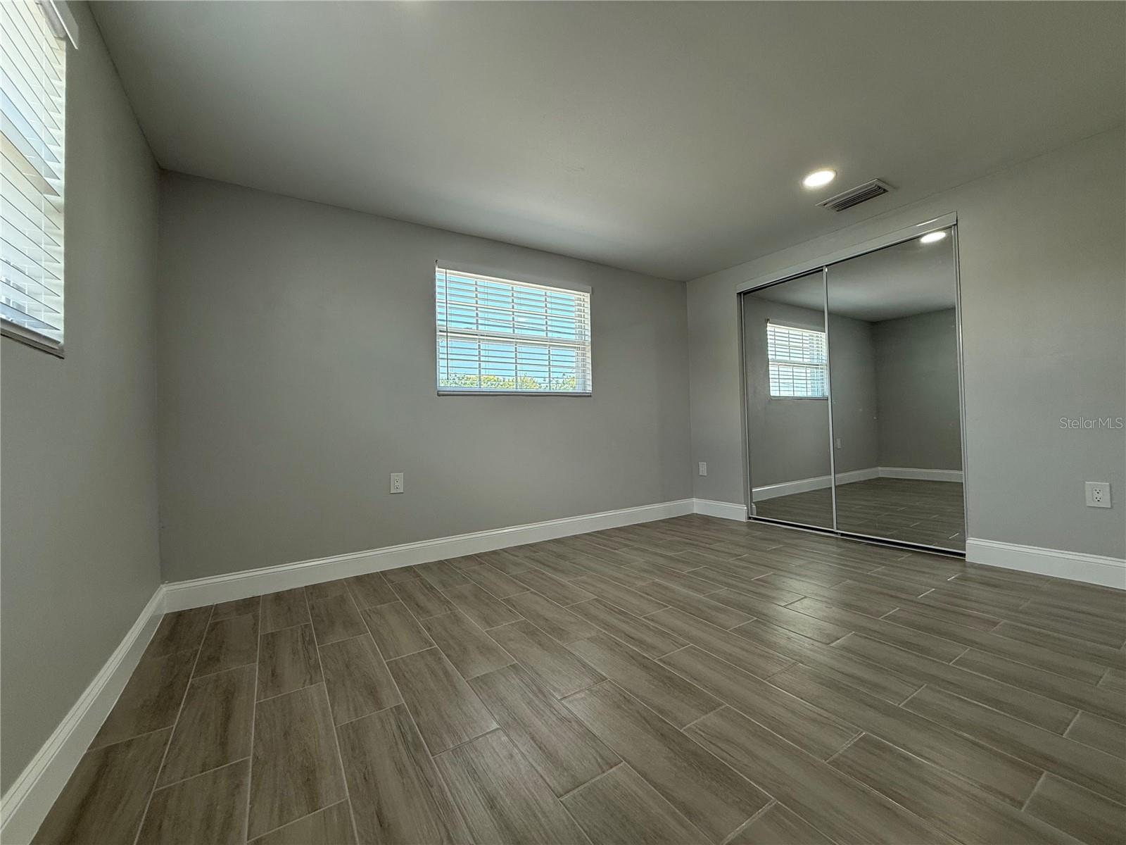 Image 18 of 29 For 7213 Country Club Drive