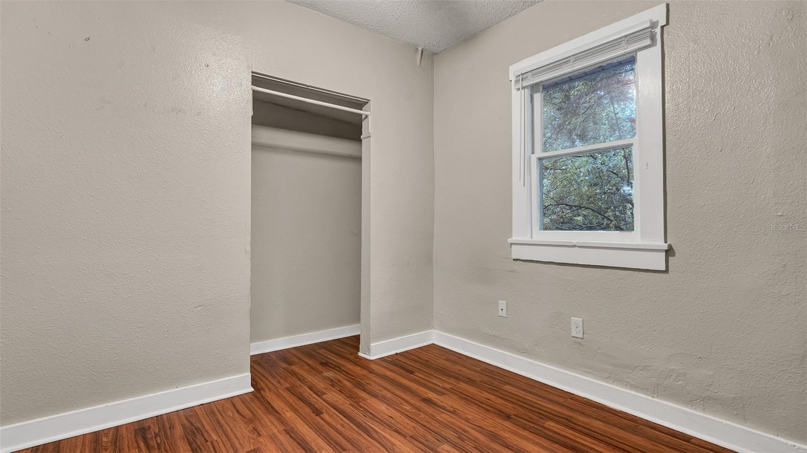 Image 13 of 22 For 4736 20th Street N