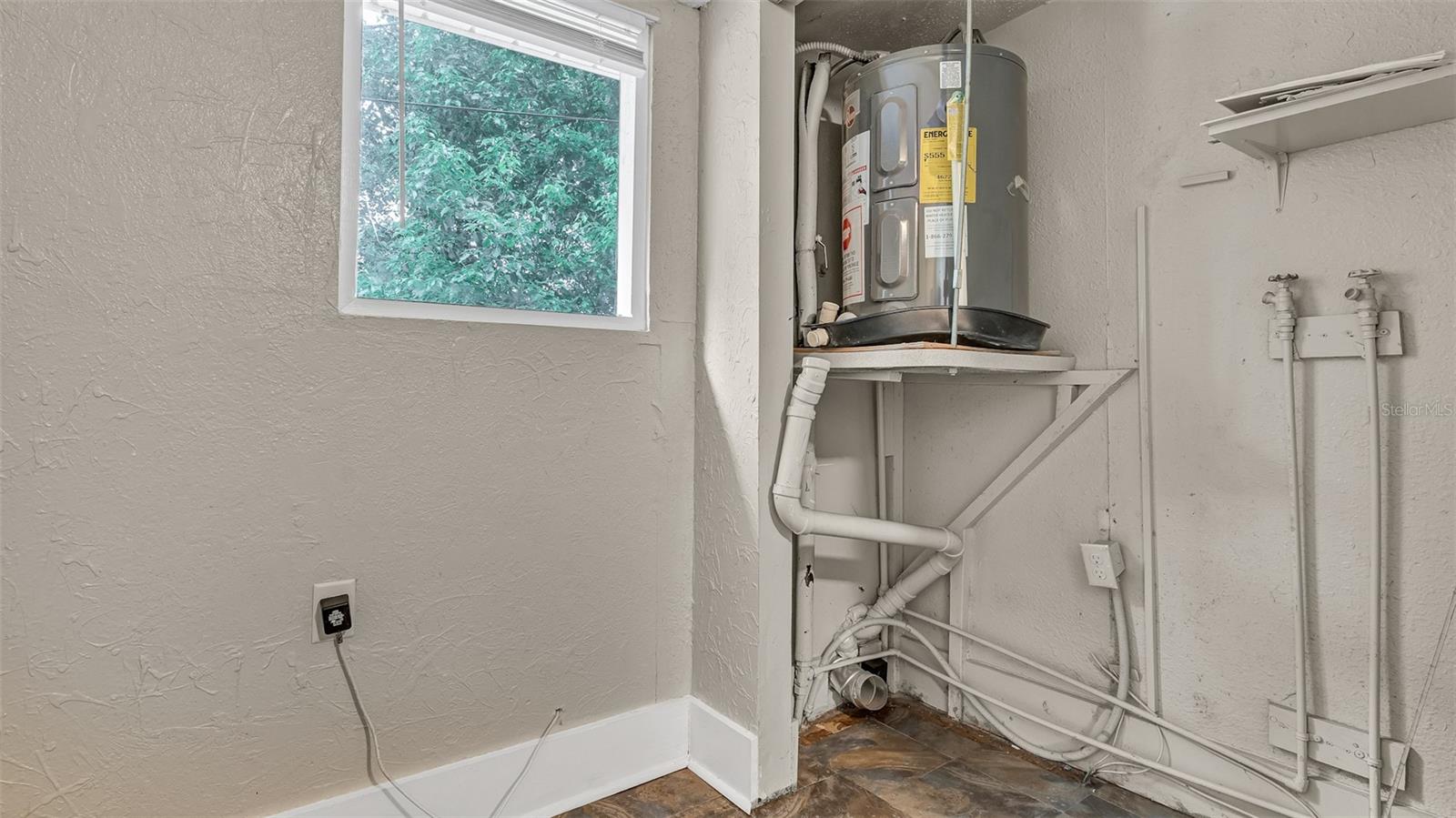 Image 17 of 22 For 4736 20th Street N