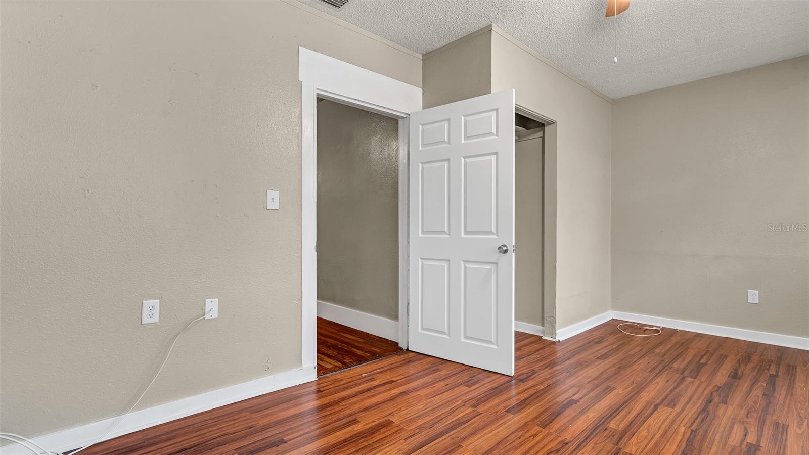 Image 8 of 22 For 4736 20th Street N