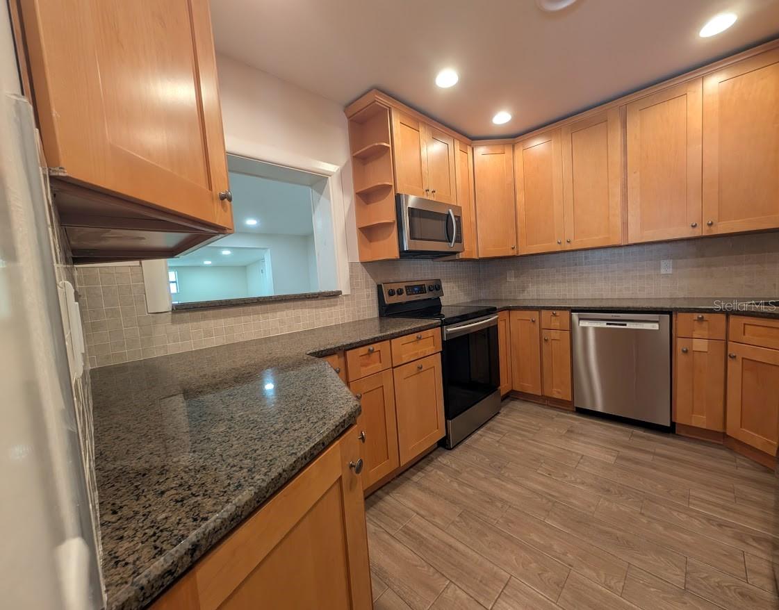 Image 8 of 19 For 3312 Pearl Avenue