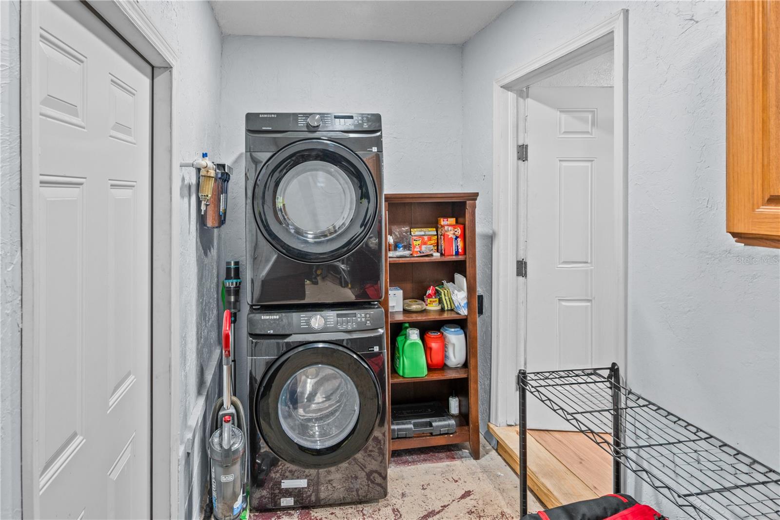Image 10 of 18 For 2850 38th Avenue N