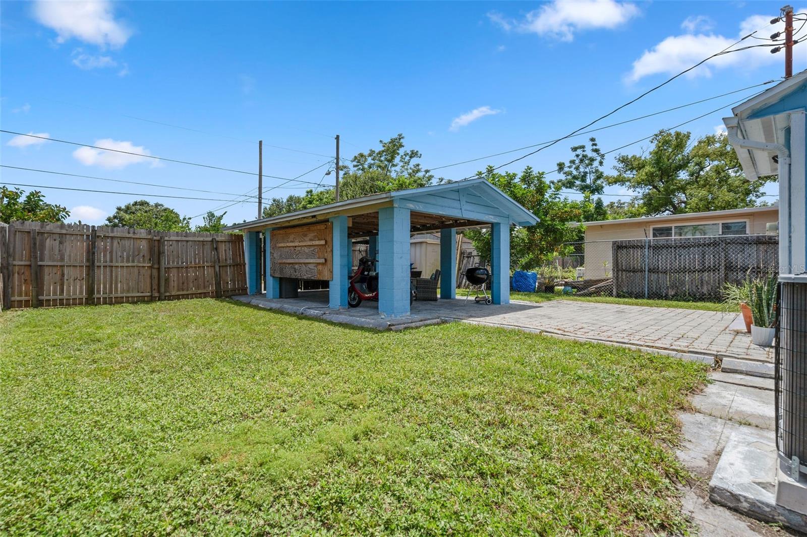 Image 12 of 18 For 2850 38th Avenue N
