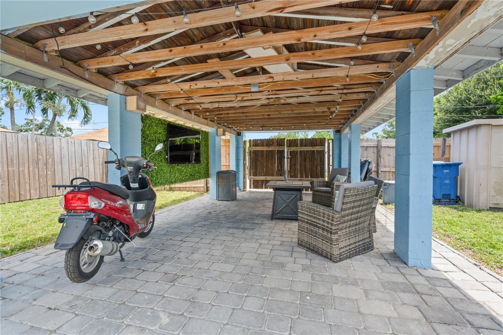 Image 14 of 18 For 2850 38th Avenue N