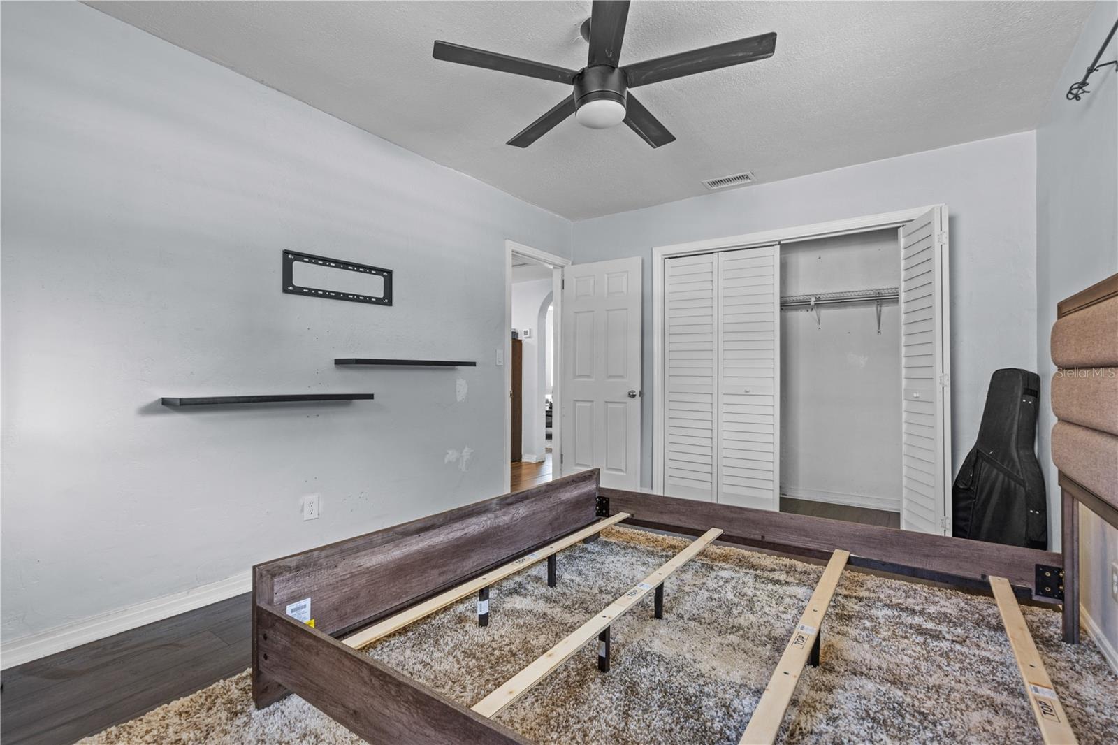 Image 8 of 18 For 2850 38th Avenue N