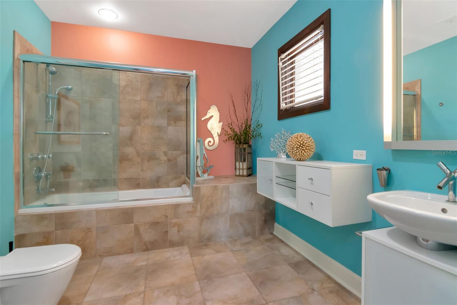 Image 6 of 34 For 3340 Hibiscus Drive W