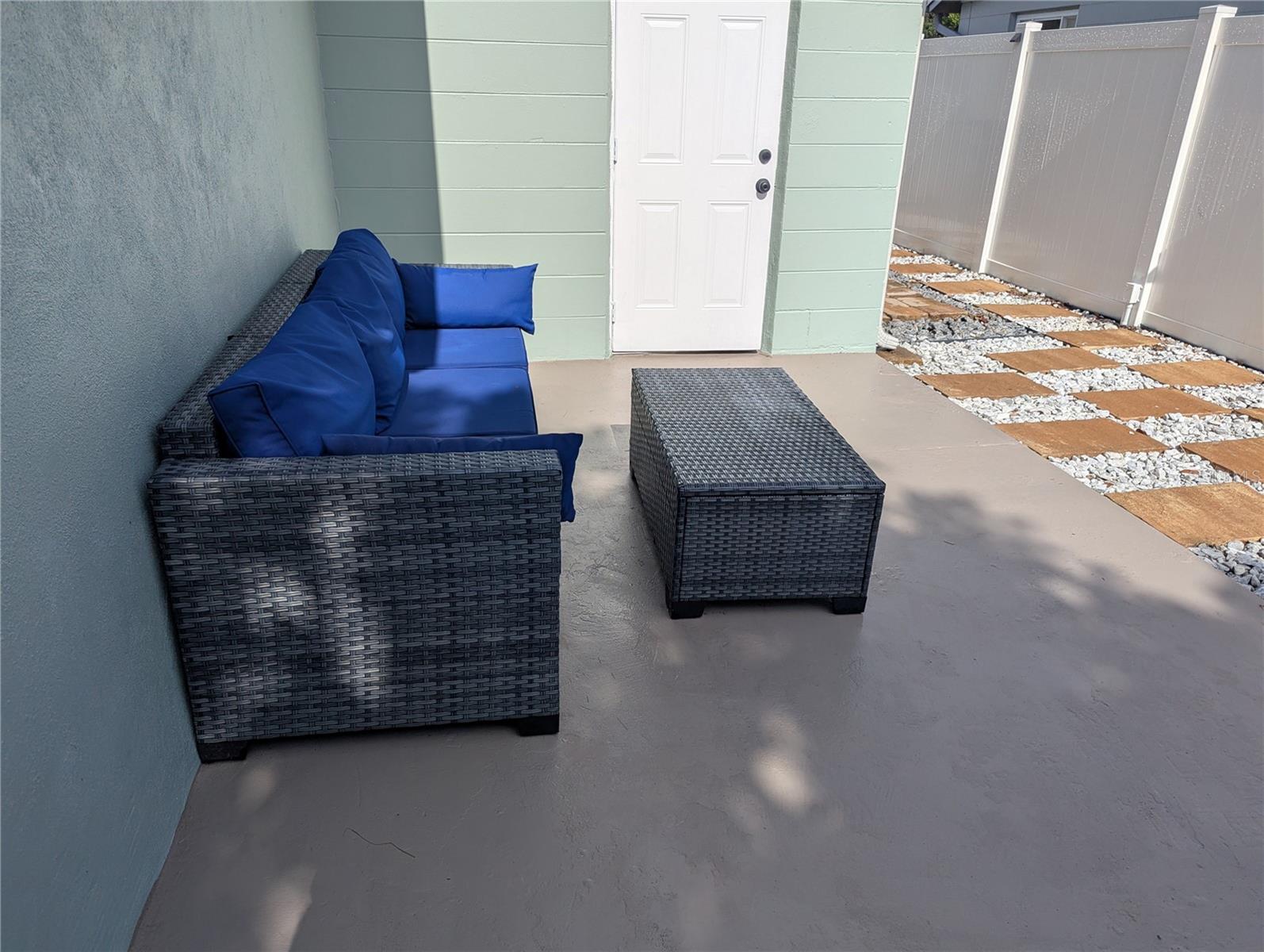 Image 33 of 40 For 9353 110th Street