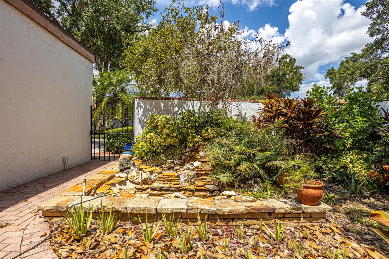 Image 24 of 39 For 11407 Orilla Del Rio Place
