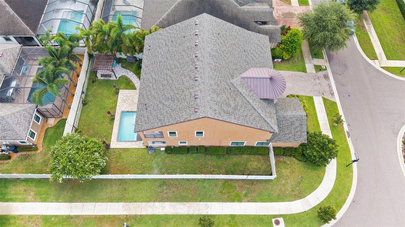 Image 37 of 41 For 1029 Sonesta Avenue