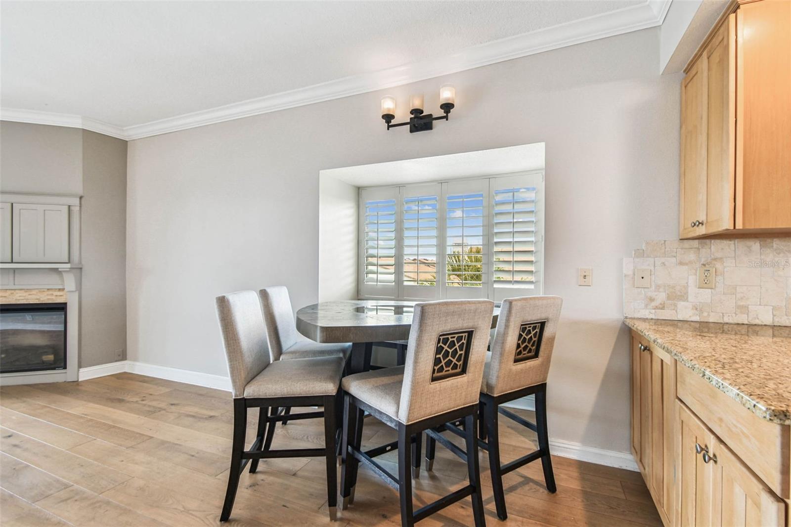 Listing photo id 14 for 363 Pinellas Bayway S 54