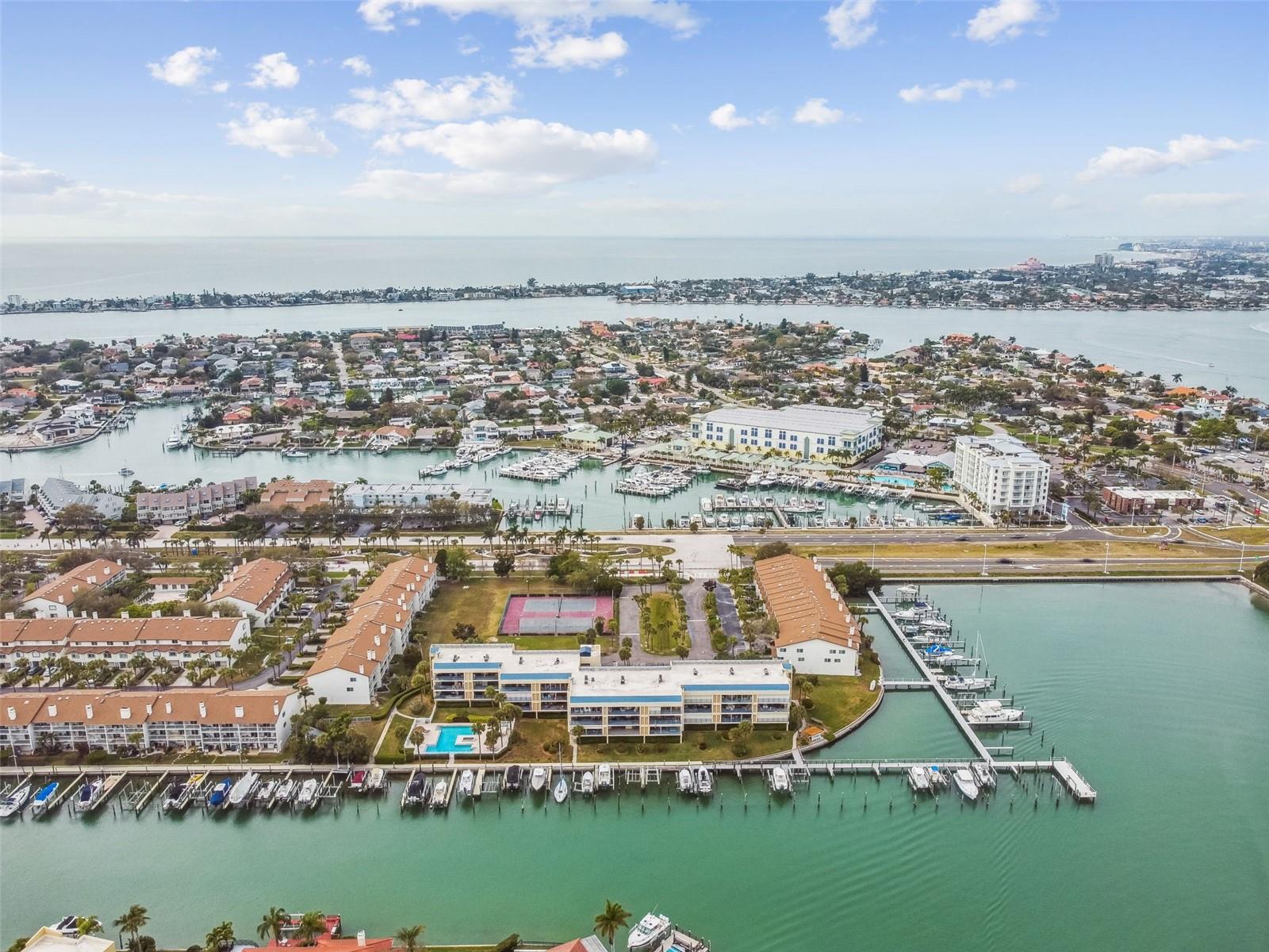 Listing photo id 56 for 363 Pinellas Bayway S 54