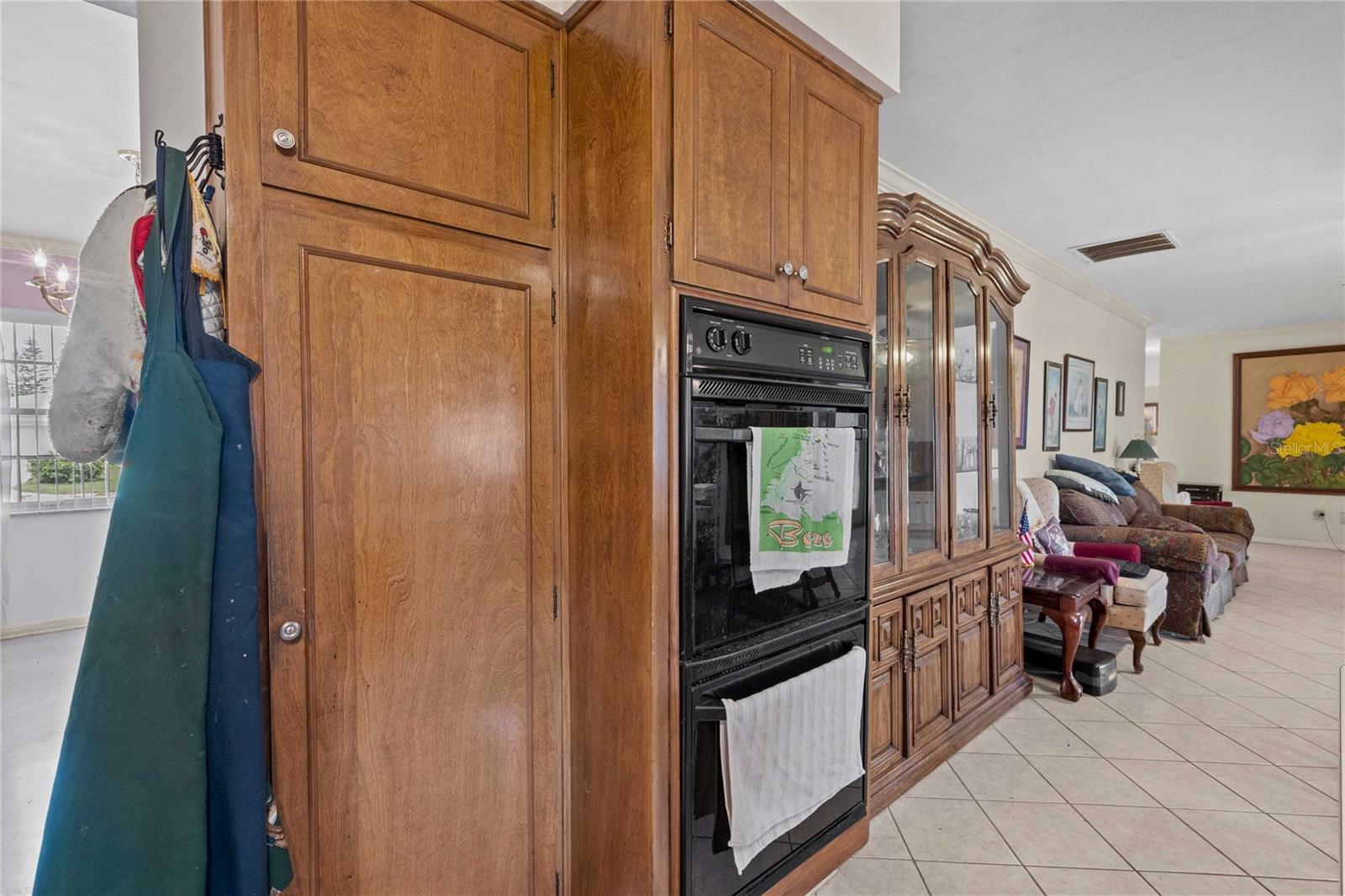 Listing photo id 20 for 603 Jacqueline Drive