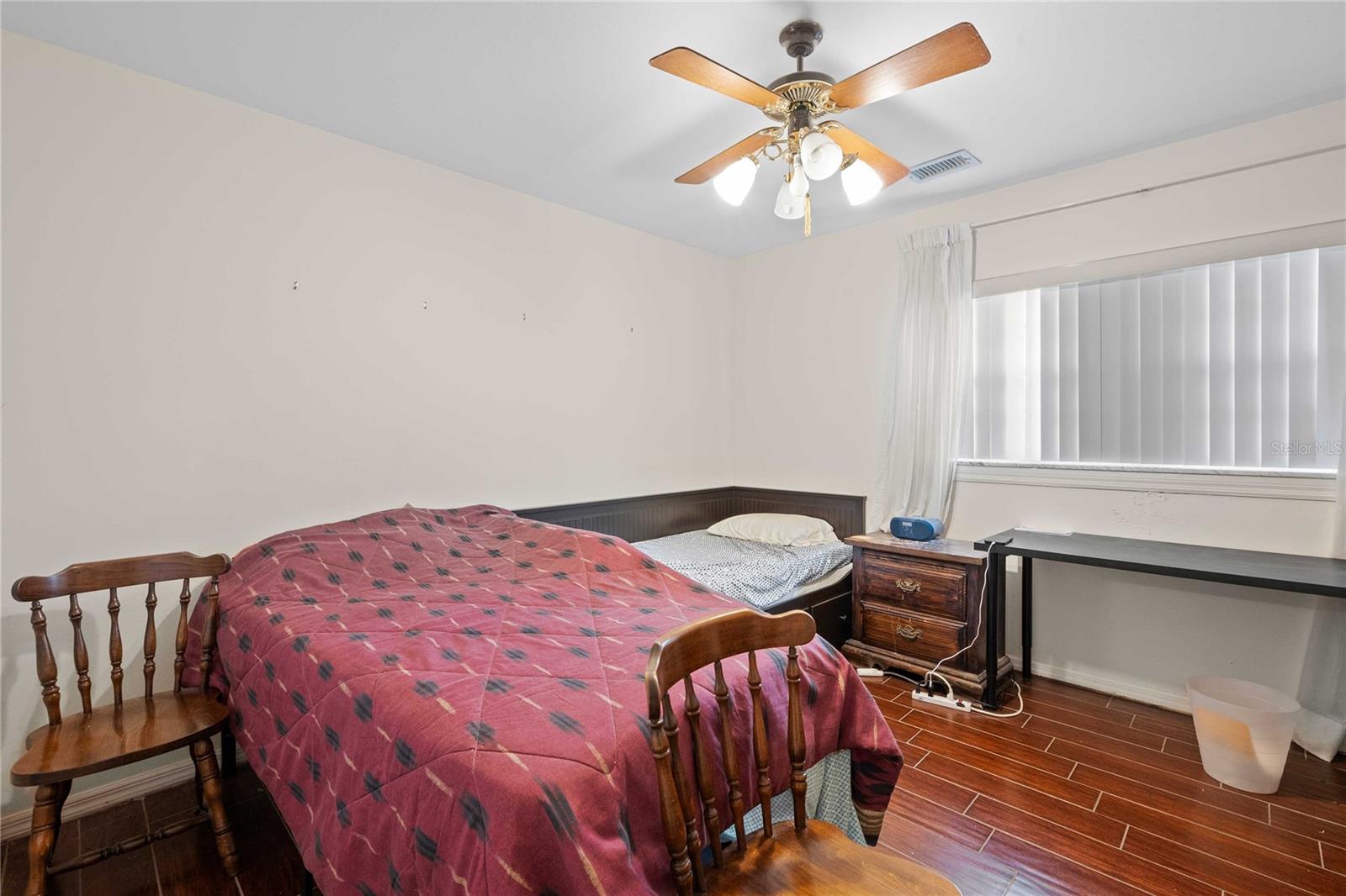 Listing photo id 21 for 603 Jacqueline Drive