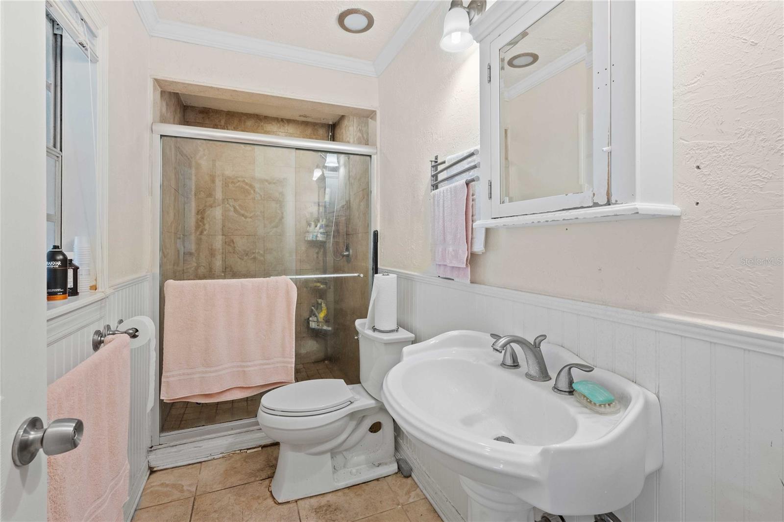 Listing photo id 31 for 603 Jacqueline Drive