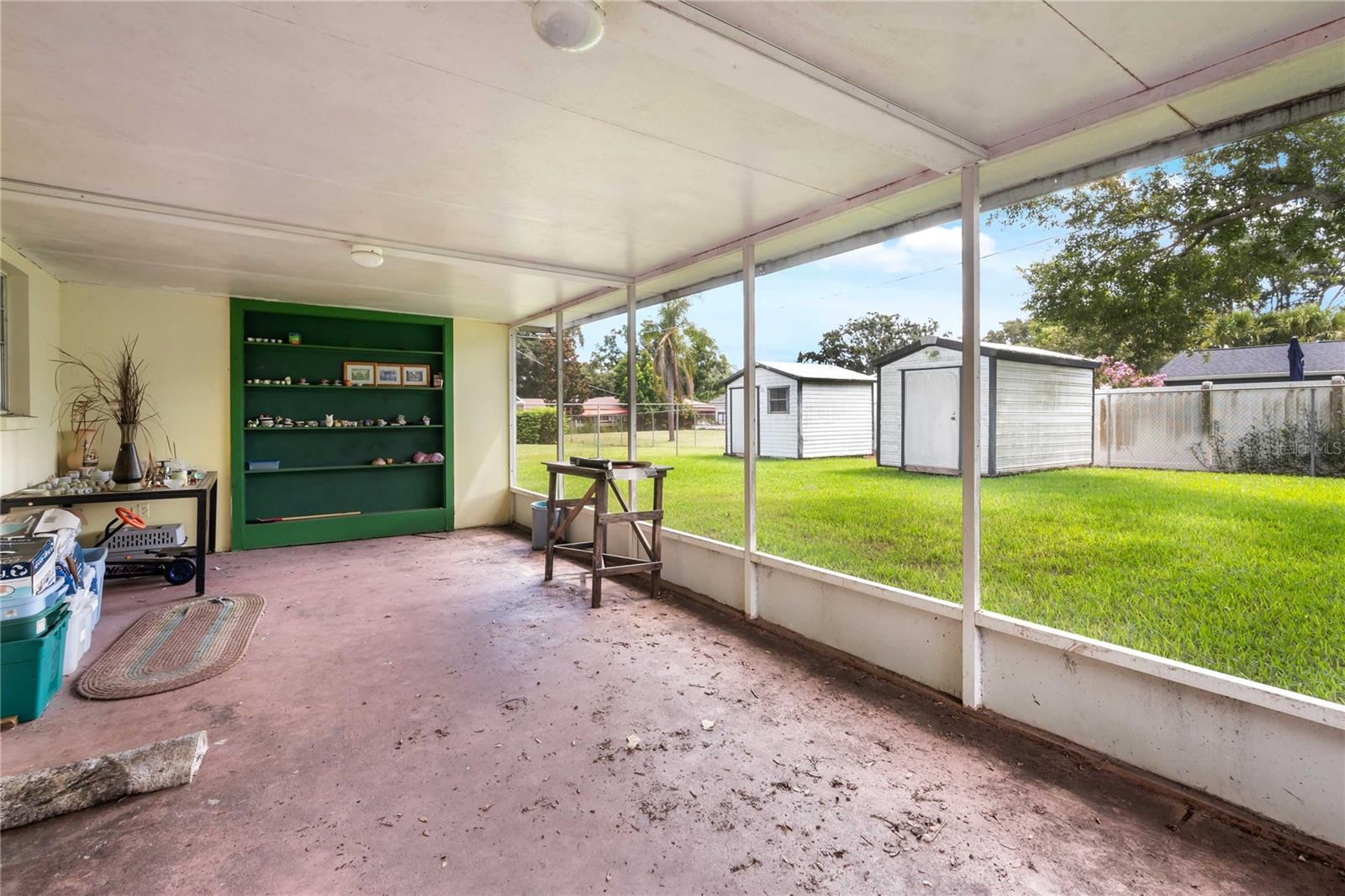 Listing photo id 32 for 603 Jacqueline Drive