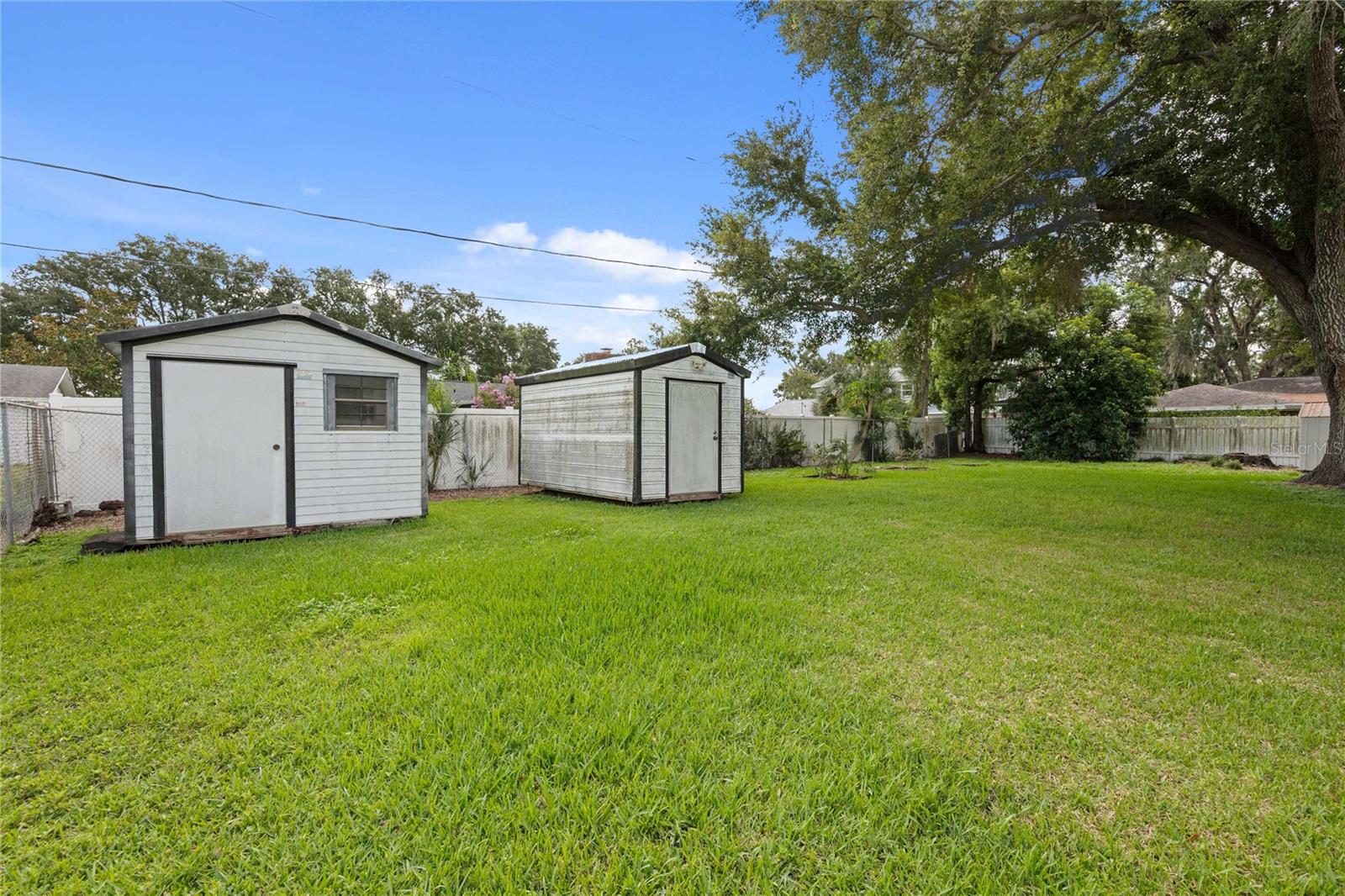 Listing photo id 38 for 603 Jacqueline Drive