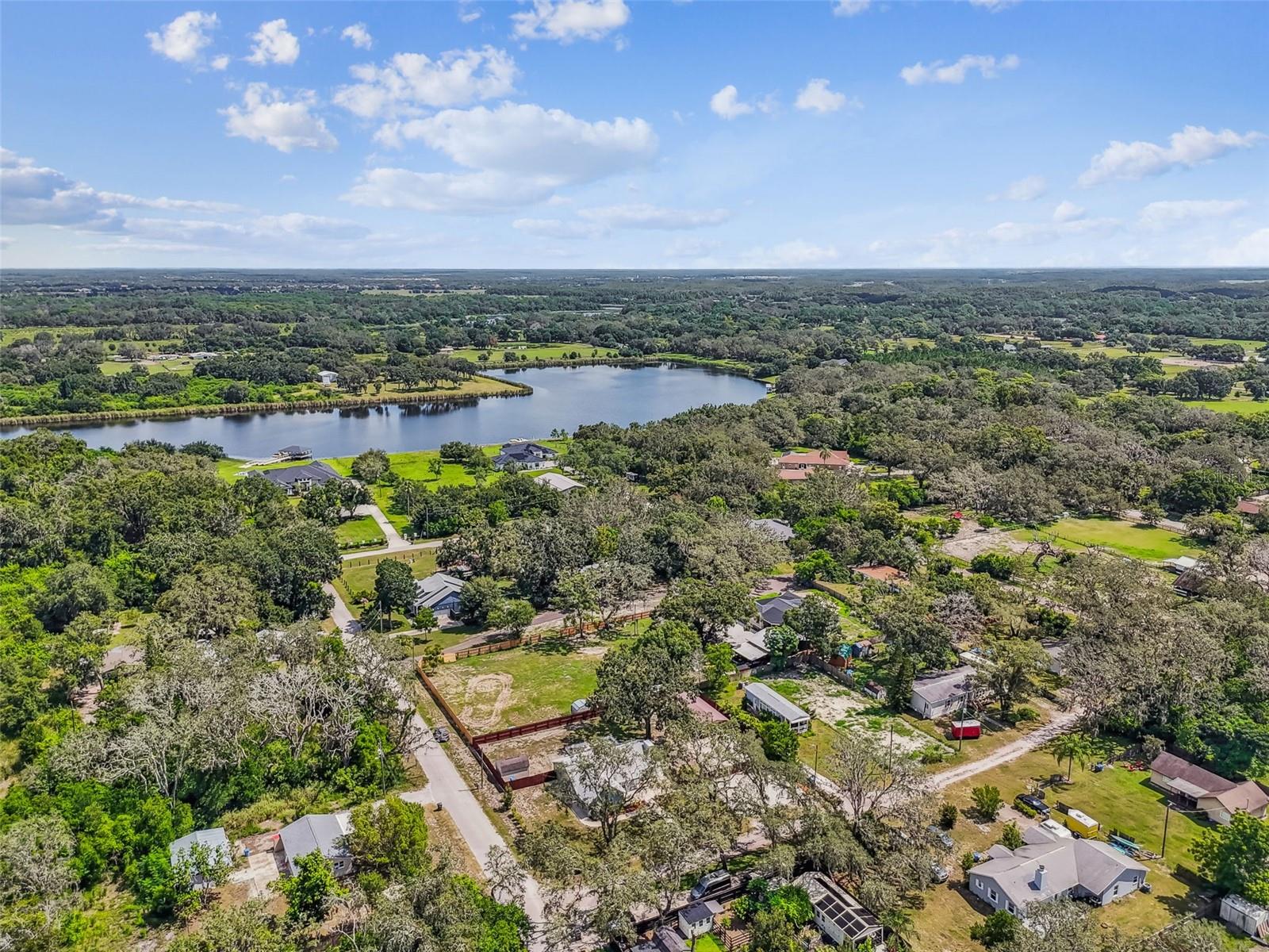 Listing photo id 56 for 13217 Maple Street