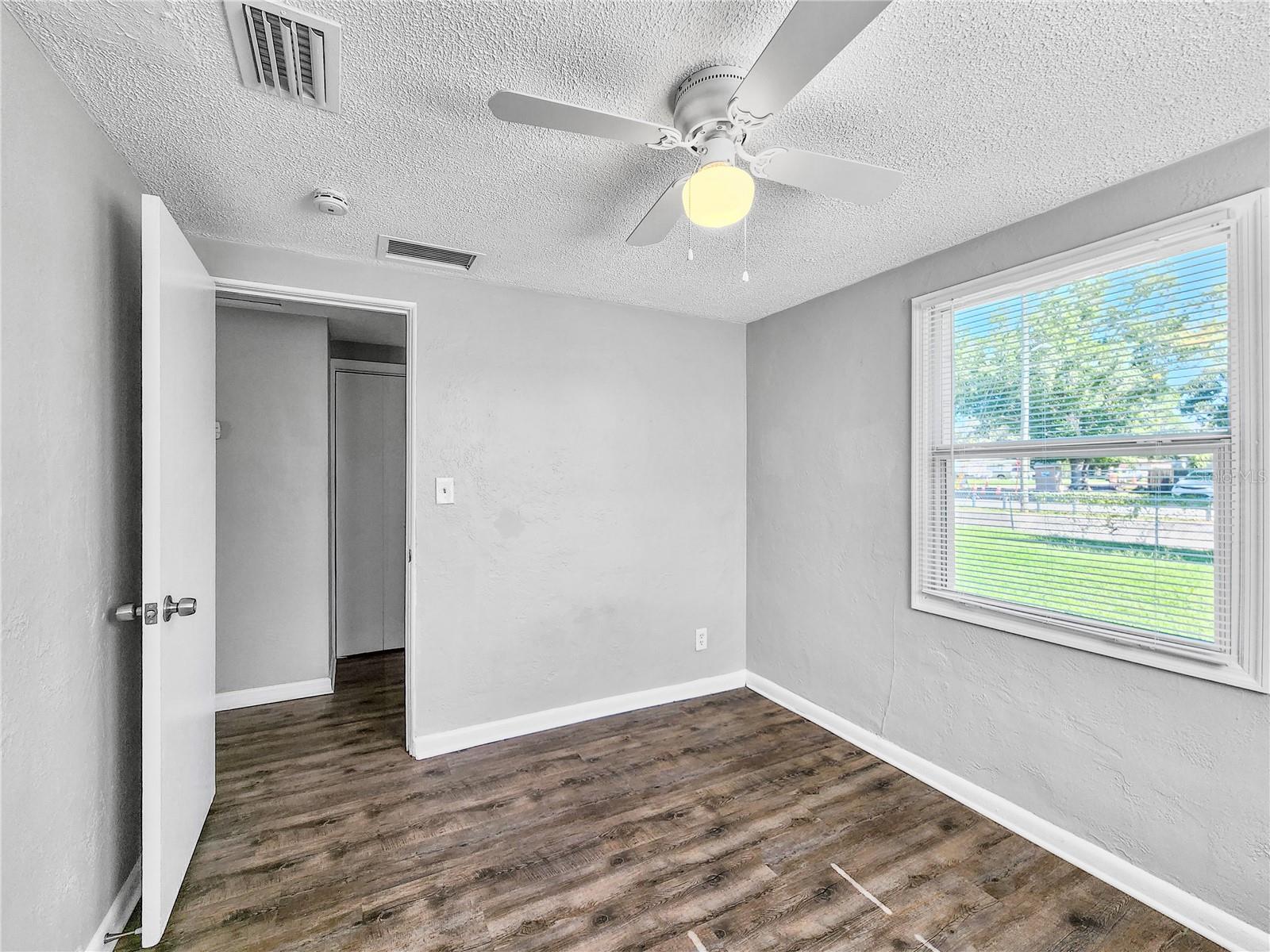 Image 13 of 19 For 5741 65th Terrace N