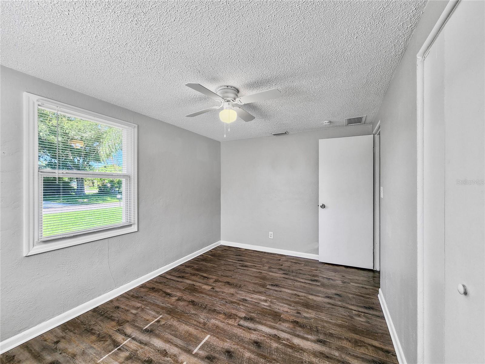 Image 14 of 19 For 5741 65th Terrace N