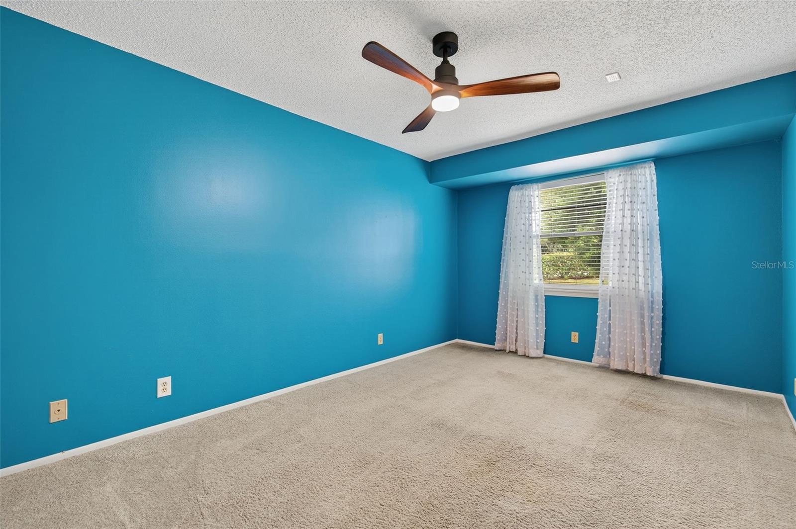 Image 27 of 67 For 39650 Us Highway 19 N 584