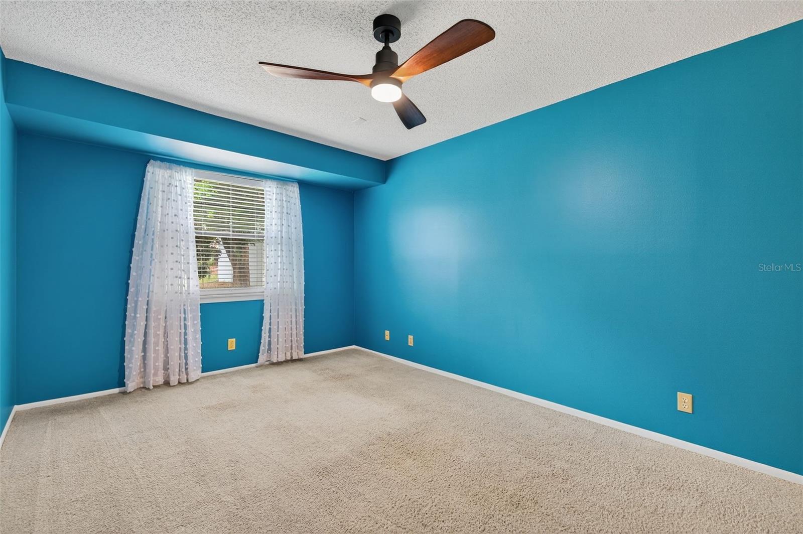 Image 28 of 67 For 39650 Us Highway 19 N 584