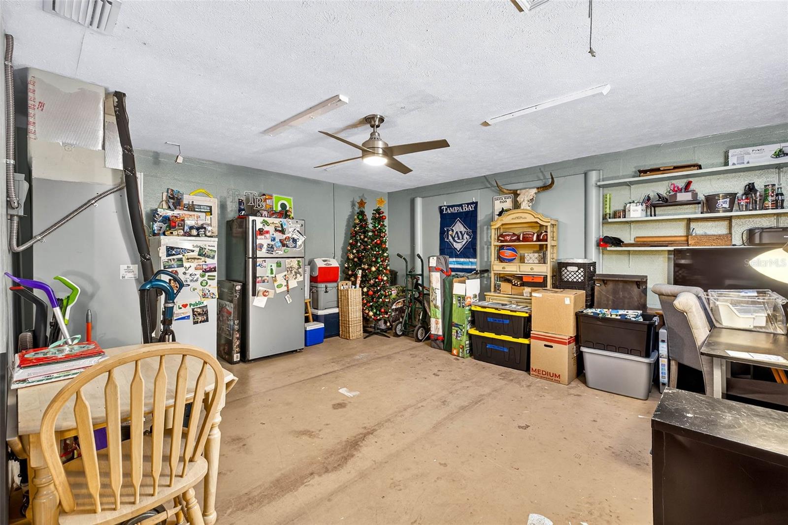 Image 24 of 41 For 5943 Cypress Street