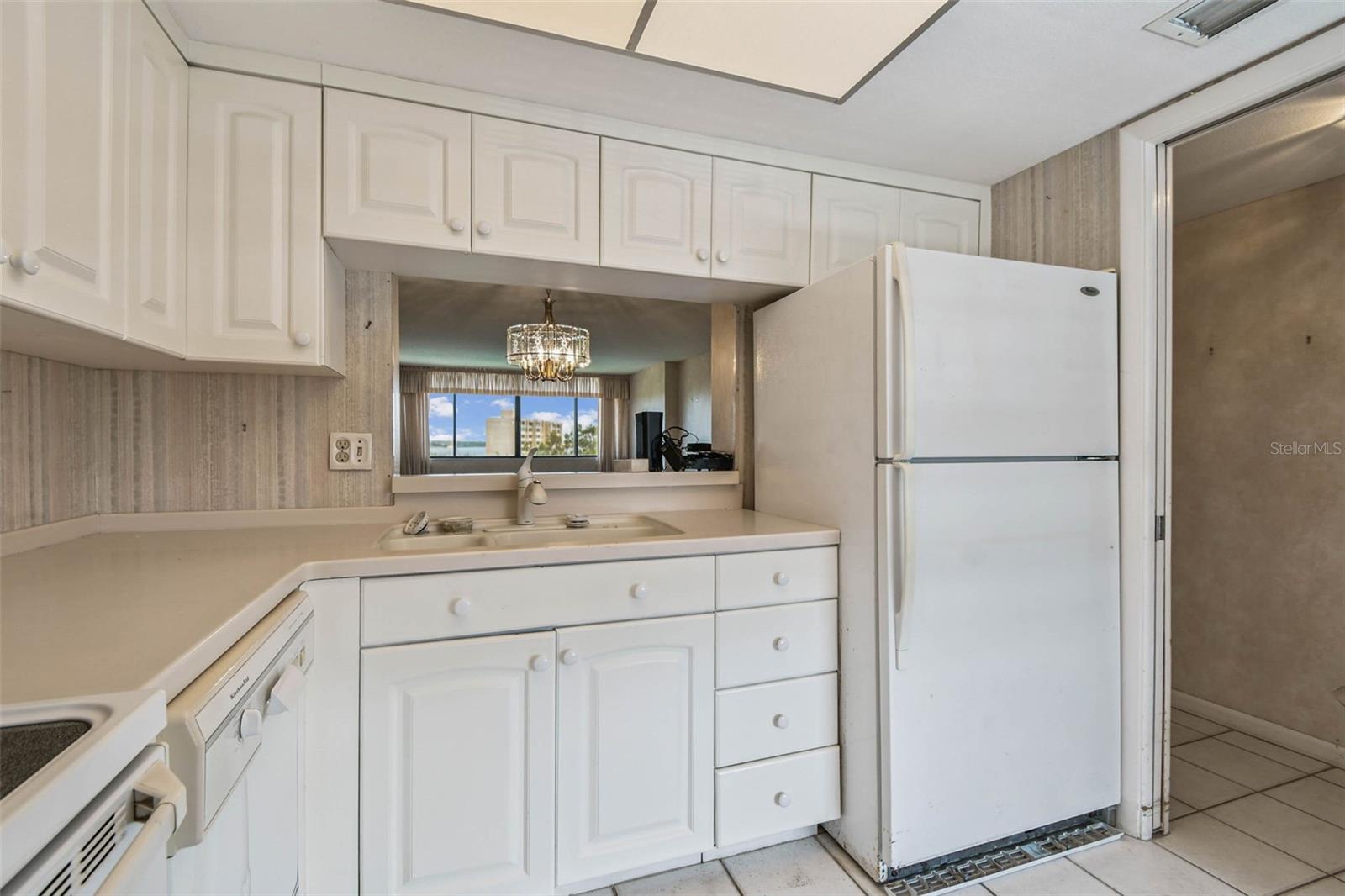 Image 10 of 91 For 2621 Cove Cay Drive 703