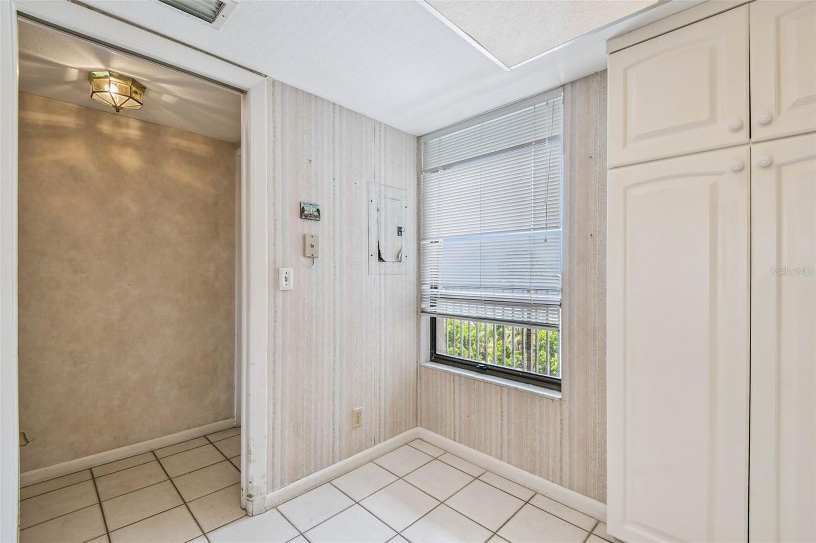 Image 11 of 91 For 2621 Cove Cay Drive 703