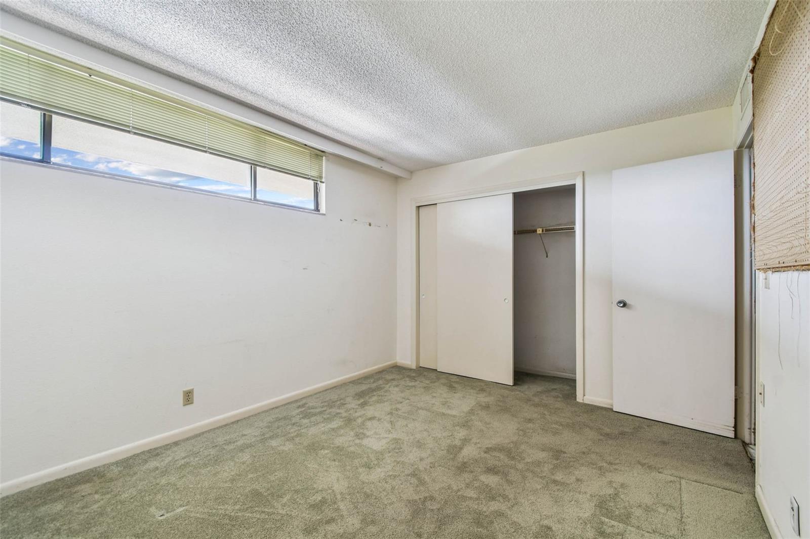 Image 25 of 91 For 2621 Cove Cay Drive 703