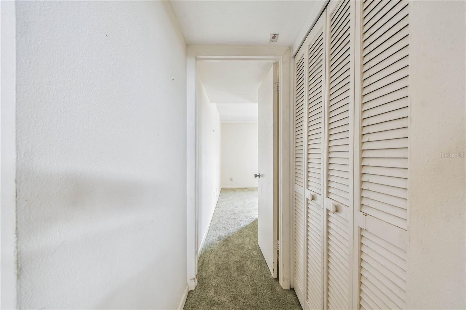 Image 30 of 91 For 2621 Cove Cay Drive 703