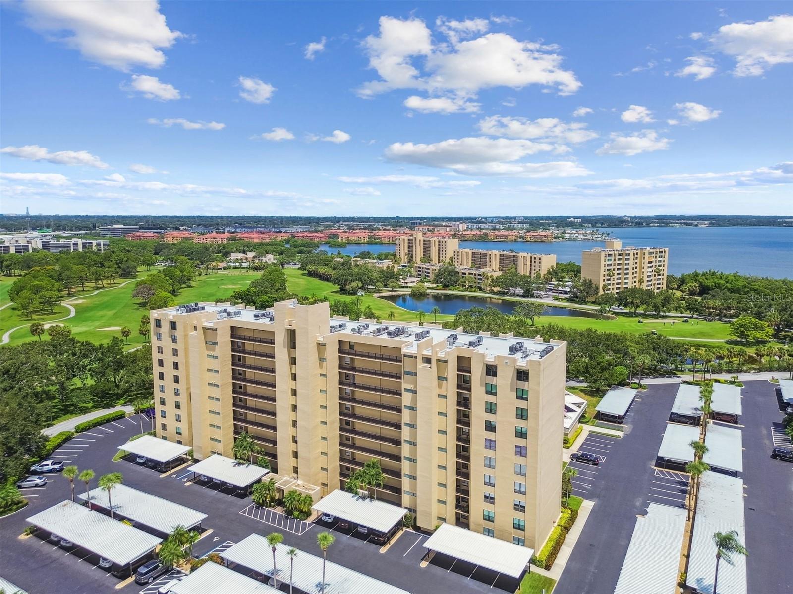 Image 51 of 91 For 2621 Cove Cay Drive 703
