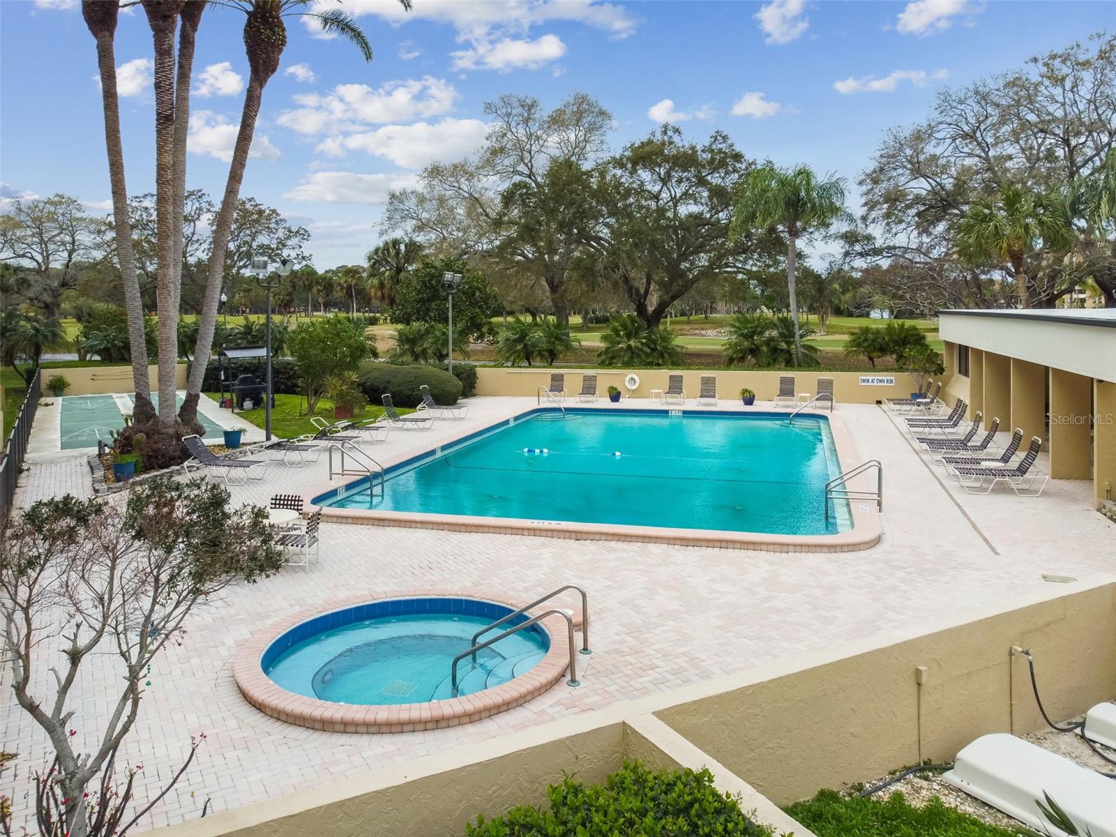 Image 52 of 91 For 2621 Cove Cay Drive 703