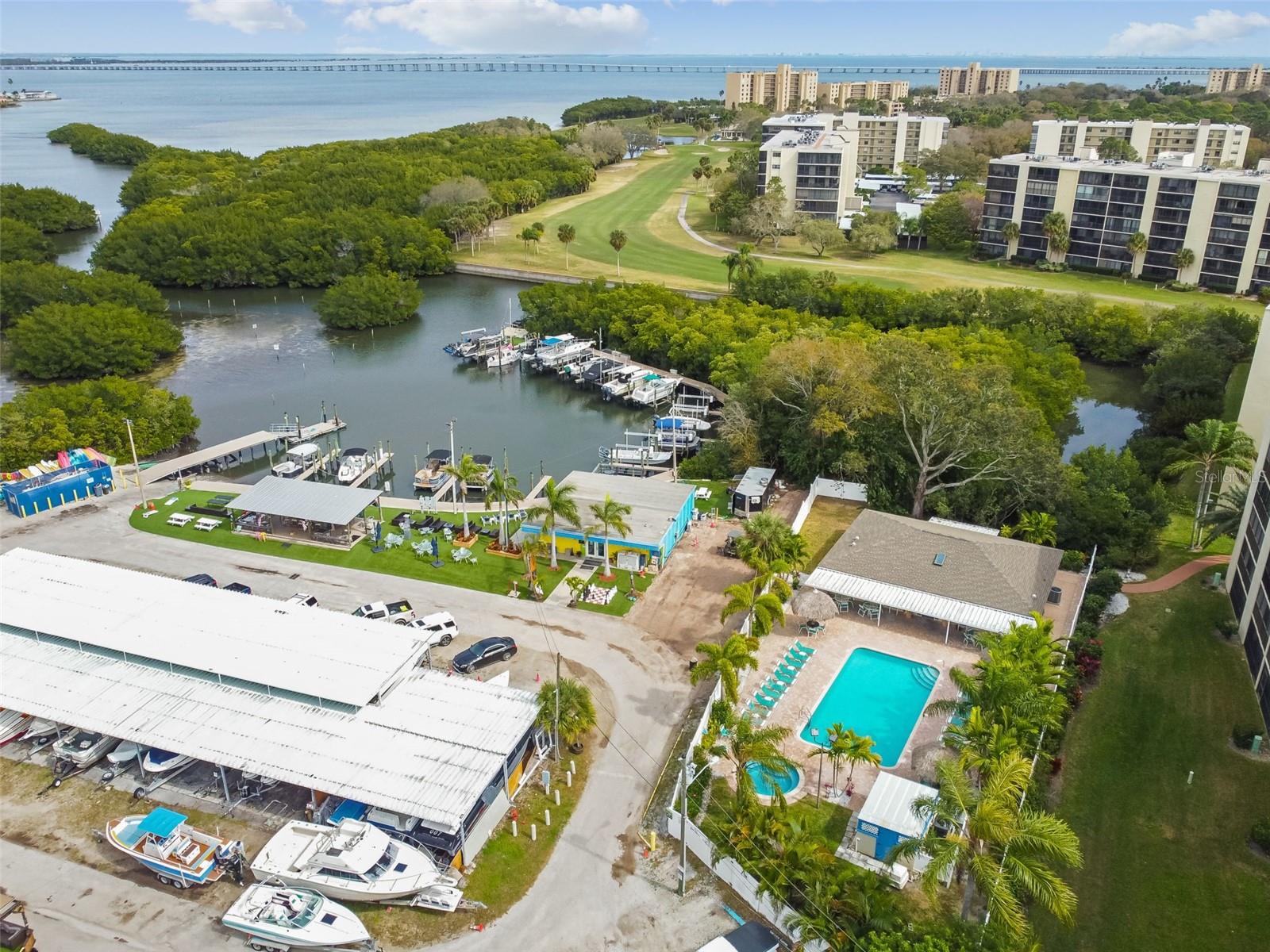 Image 57 of 91 For 2621 Cove Cay Drive 703