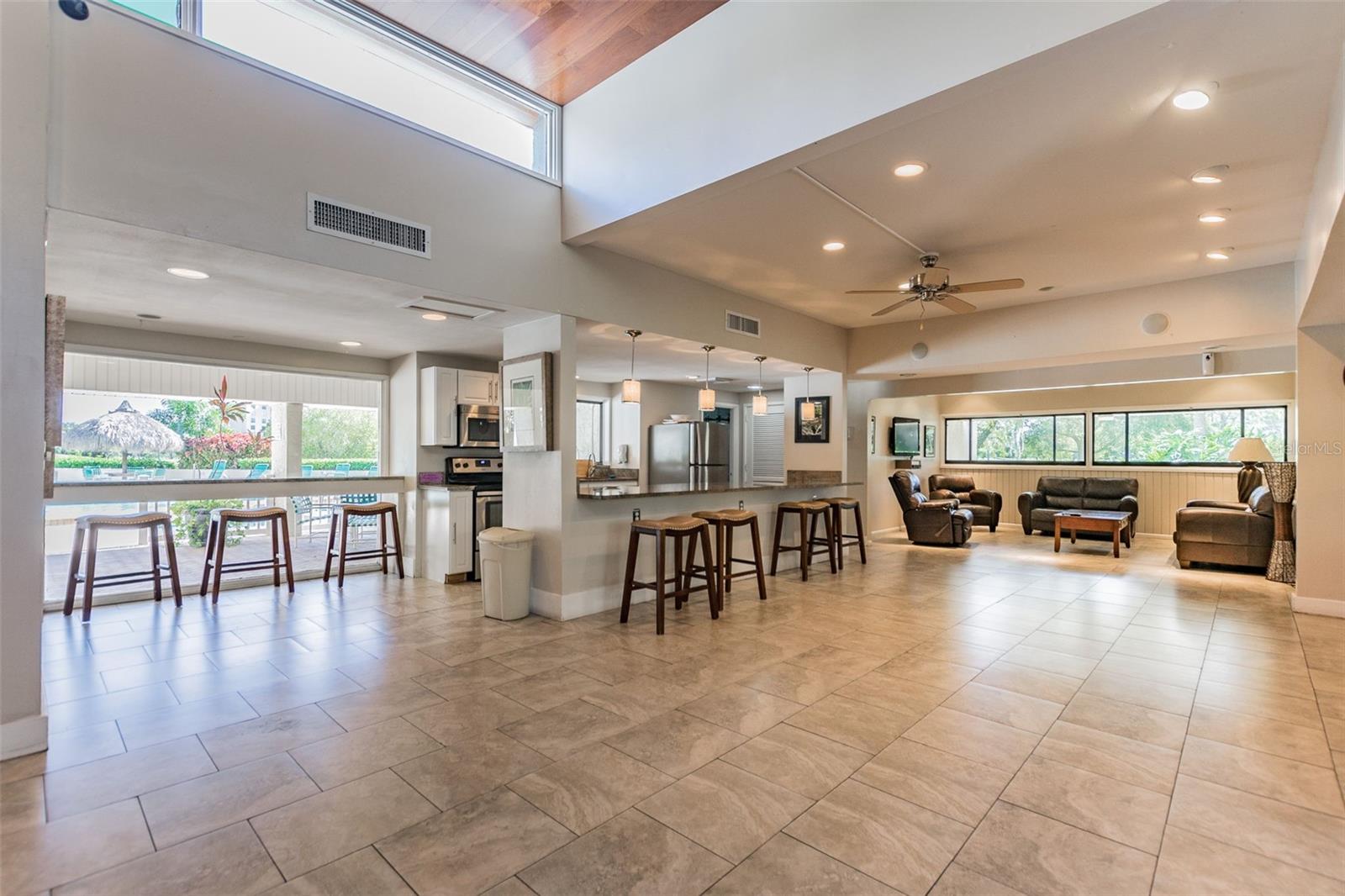 Image 75 of 91 For 2621 Cove Cay Drive 703