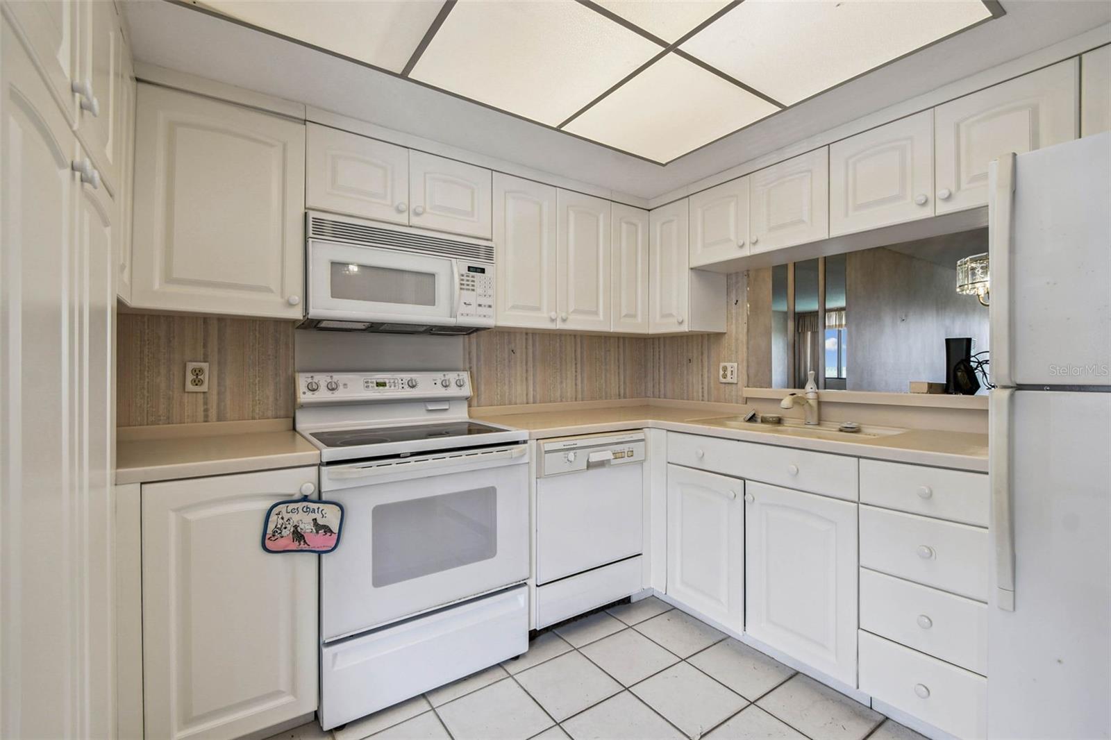 Image 9 of 91 For 2621 Cove Cay Drive 703
