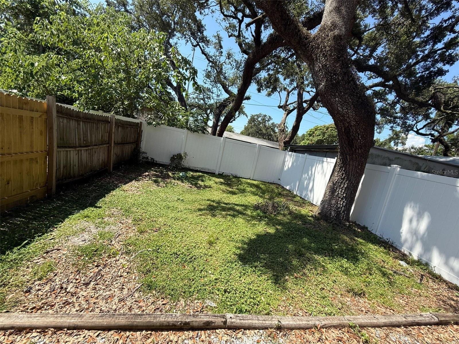 Image 25 of 26 For 2809 Marconi Street B