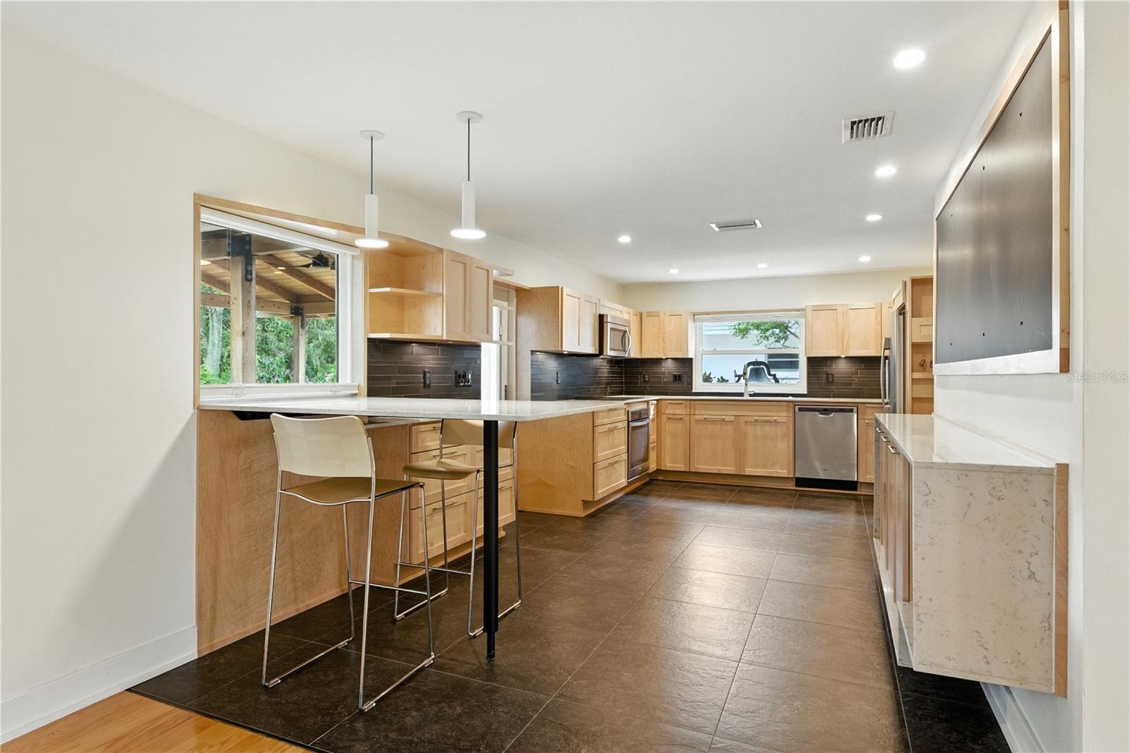 Image 10 of 24 For 1861 Harmony Drive
