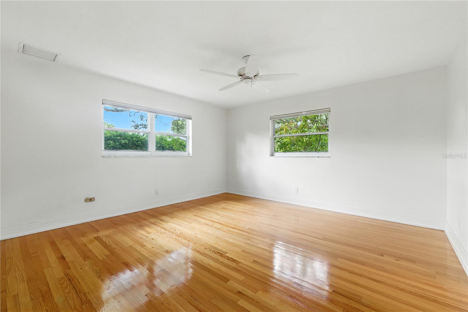 Image 15 of 24 For 1861 Harmony Drive
