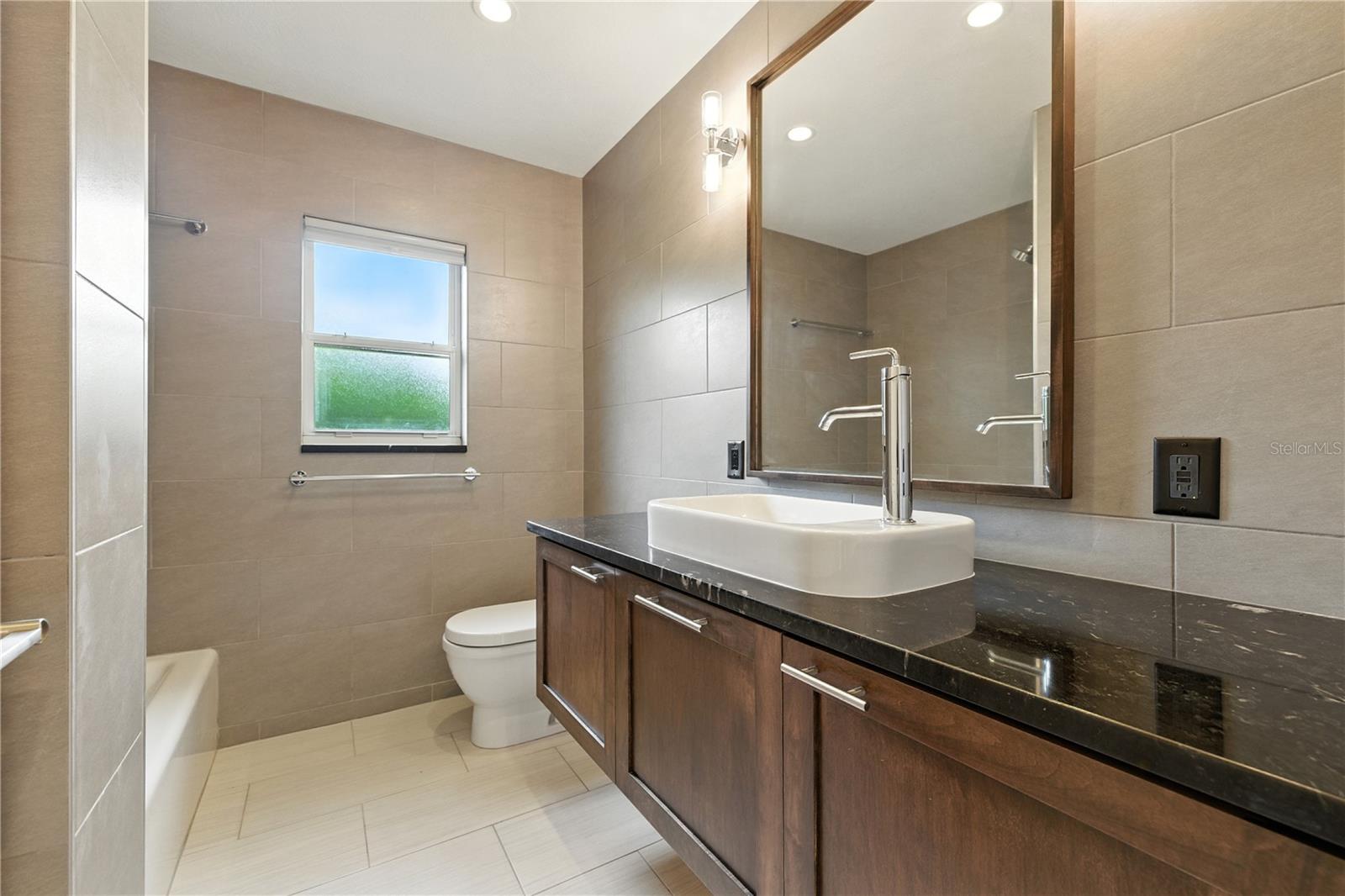 Image 18 of 24 For 1861 Harmony Drive