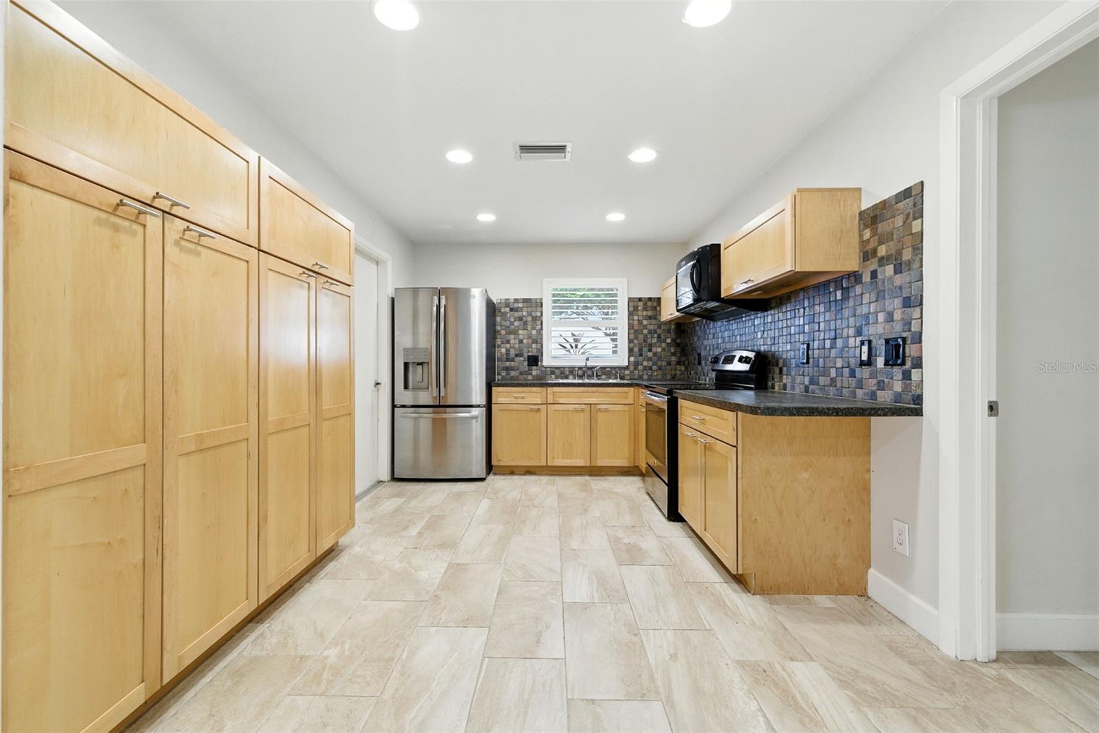 Image 10 of 25 For 1875 Harmony Drive