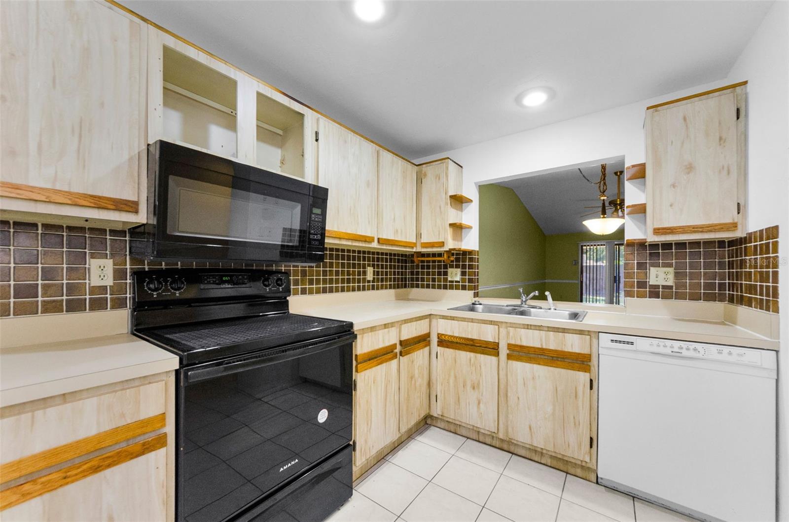 Image 11 of 29 For 1934 Peppermill Drive D