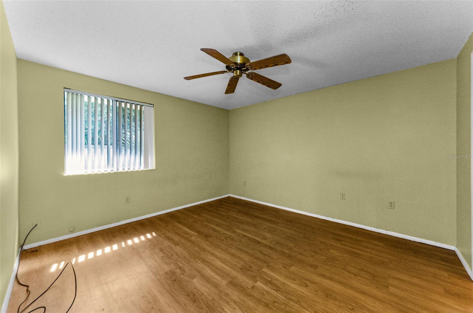 Image 14 of 29 For 1934 Peppermill Drive D