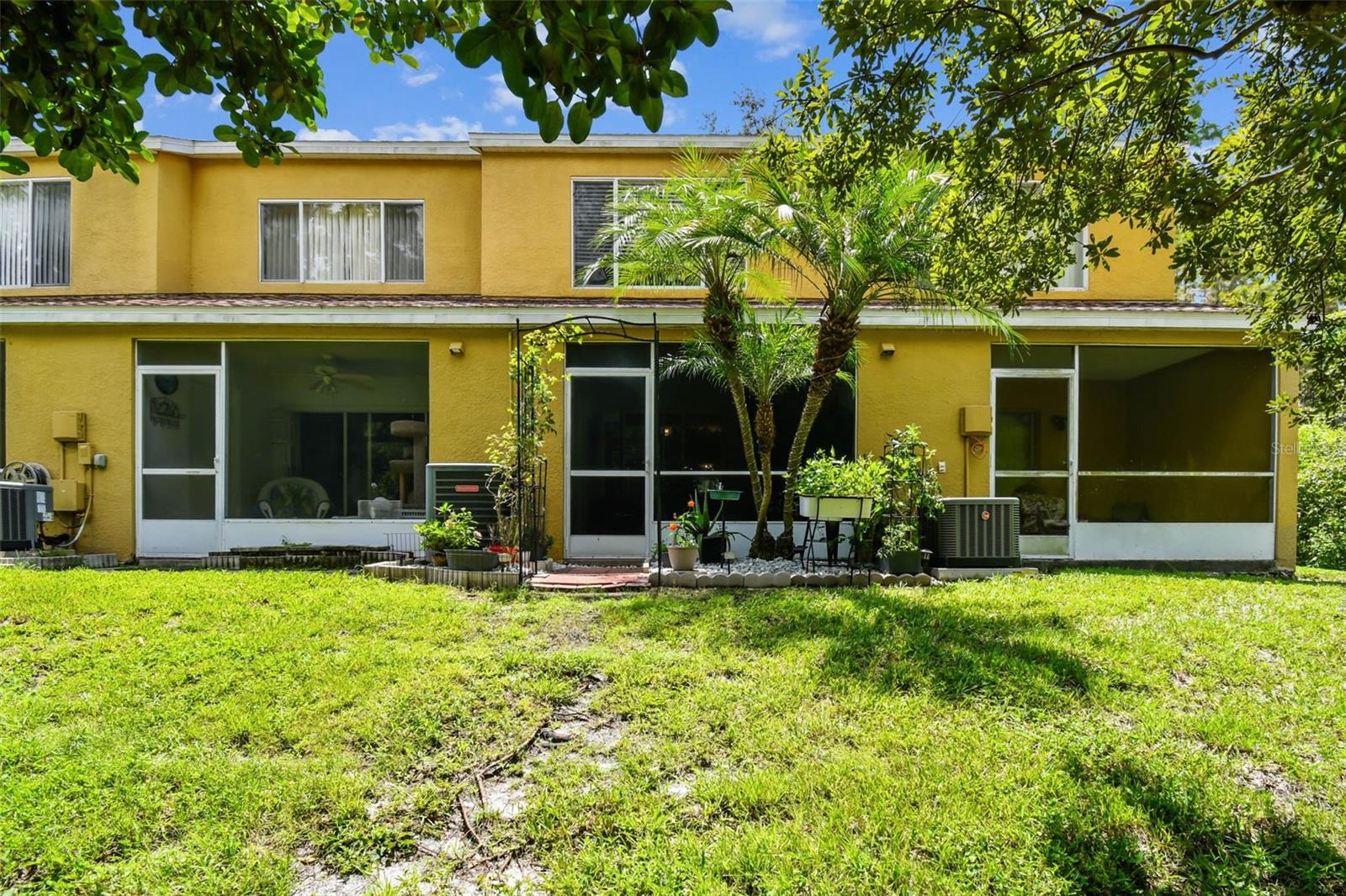 Image 21 of 63 For 1333 Costa Mesa Drive