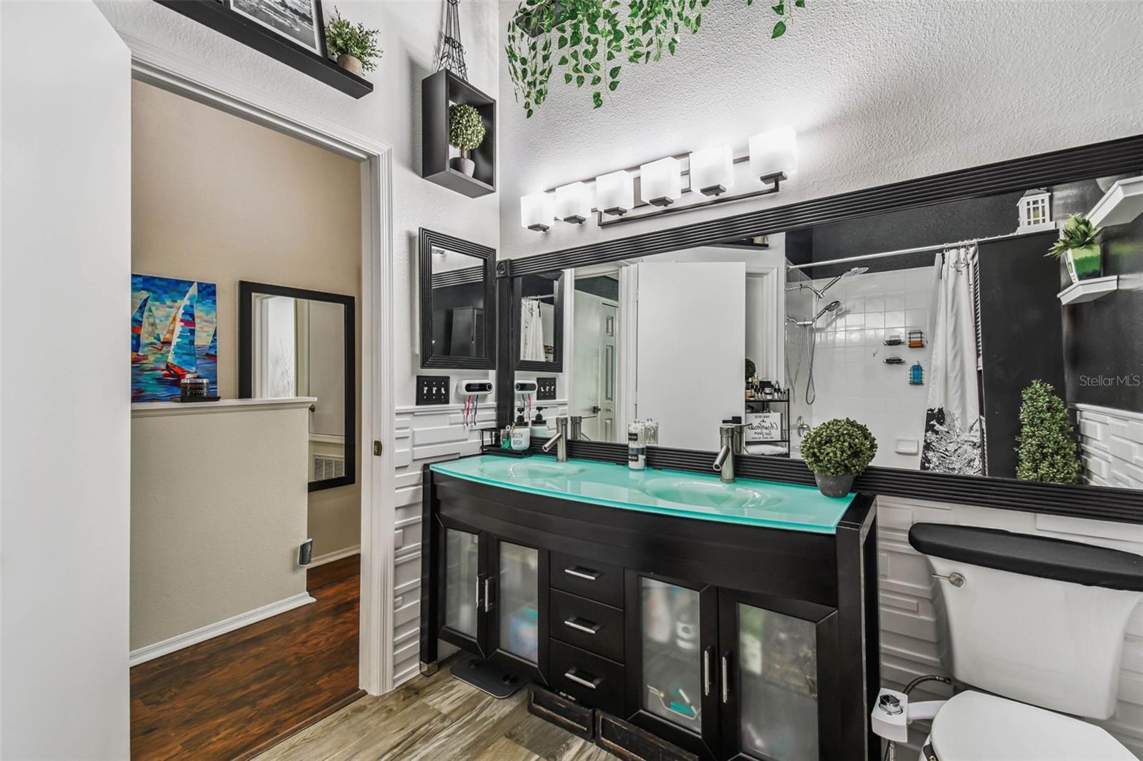 Image 34 of 63 For 1333 Costa Mesa Drive