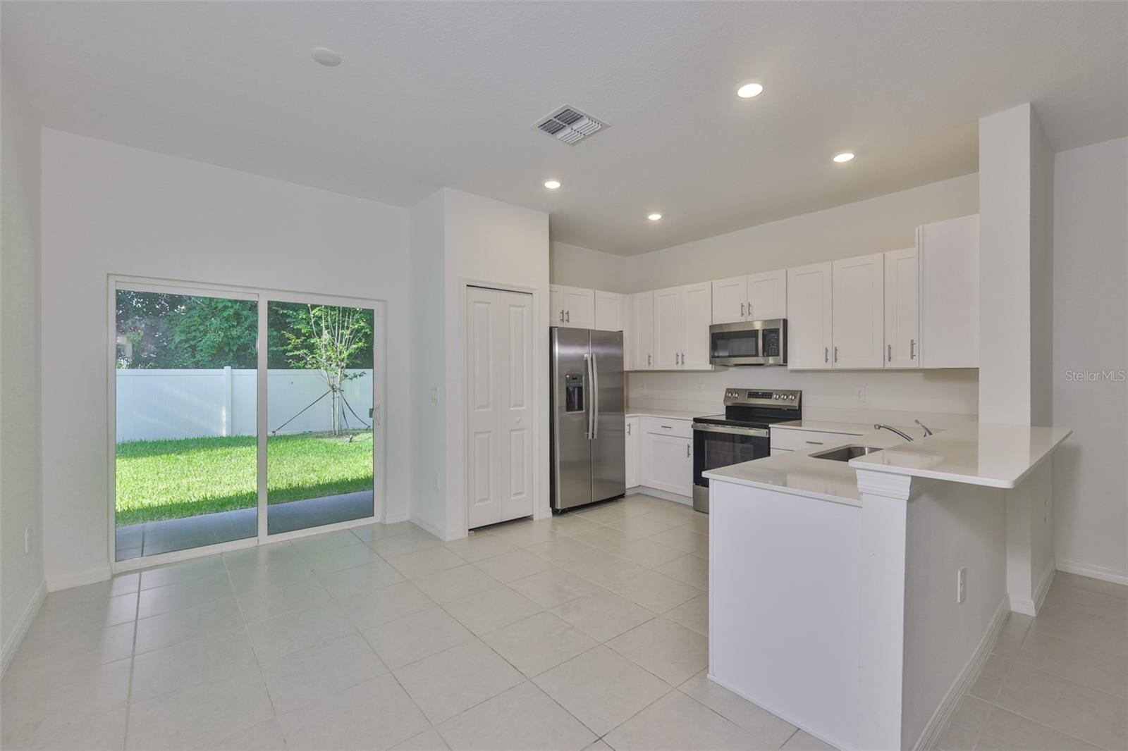 Image 9 of 34 For 2637 Sunray Venus Way
