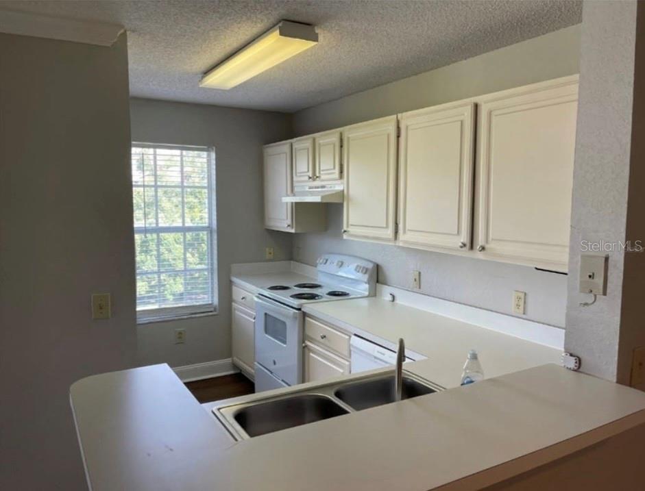 Image 4 of 13 For 4300 Summer Landing Drive 306