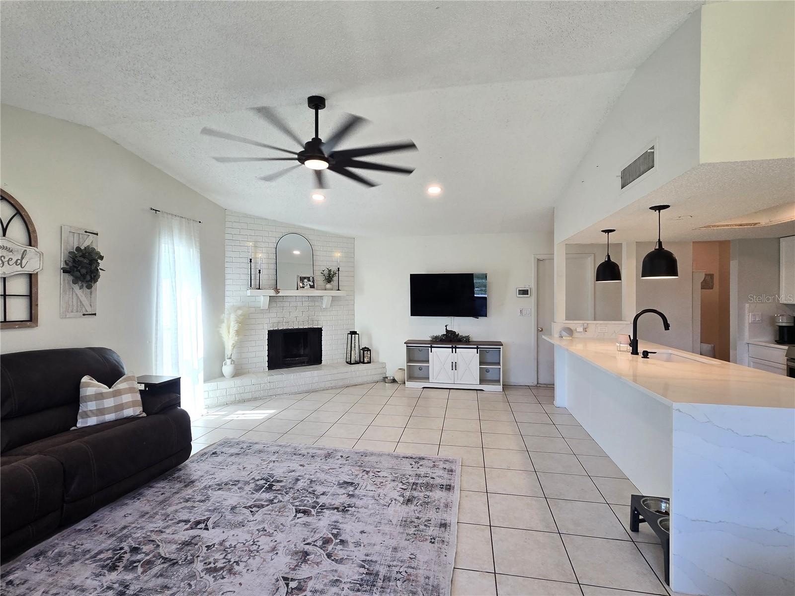 Image 10 of 29 For 6408 109th Avenue N